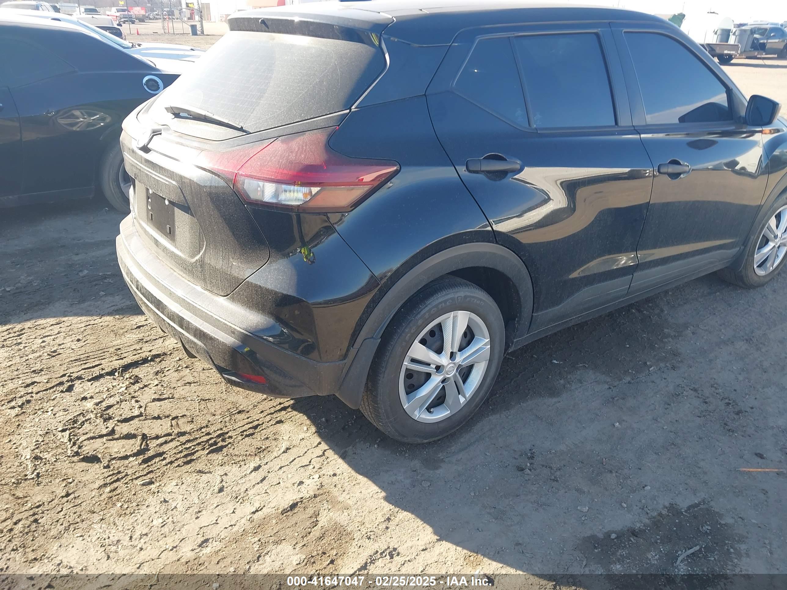 NISSAN KICKS image 4
