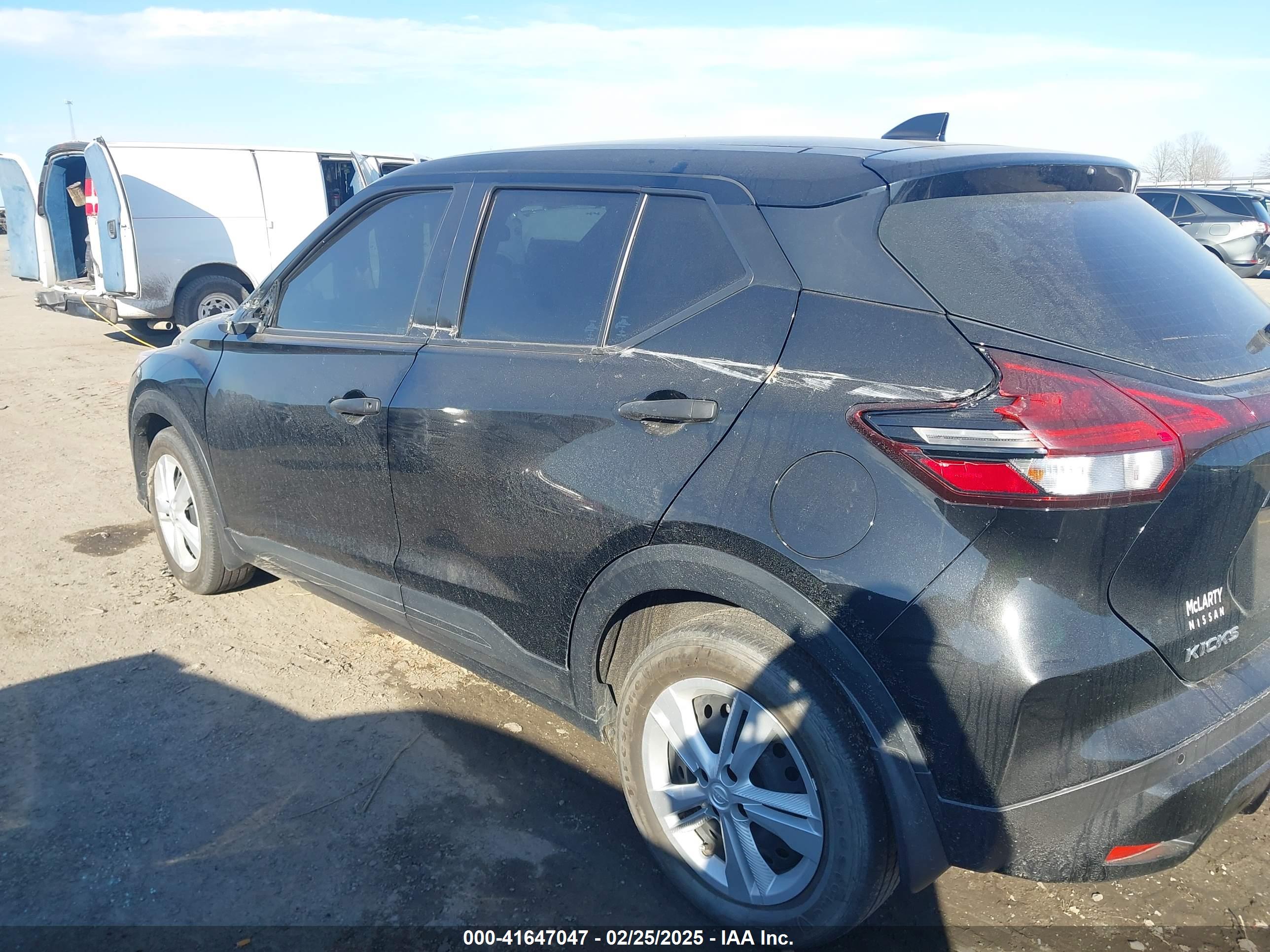 NISSAN KICKS image 6