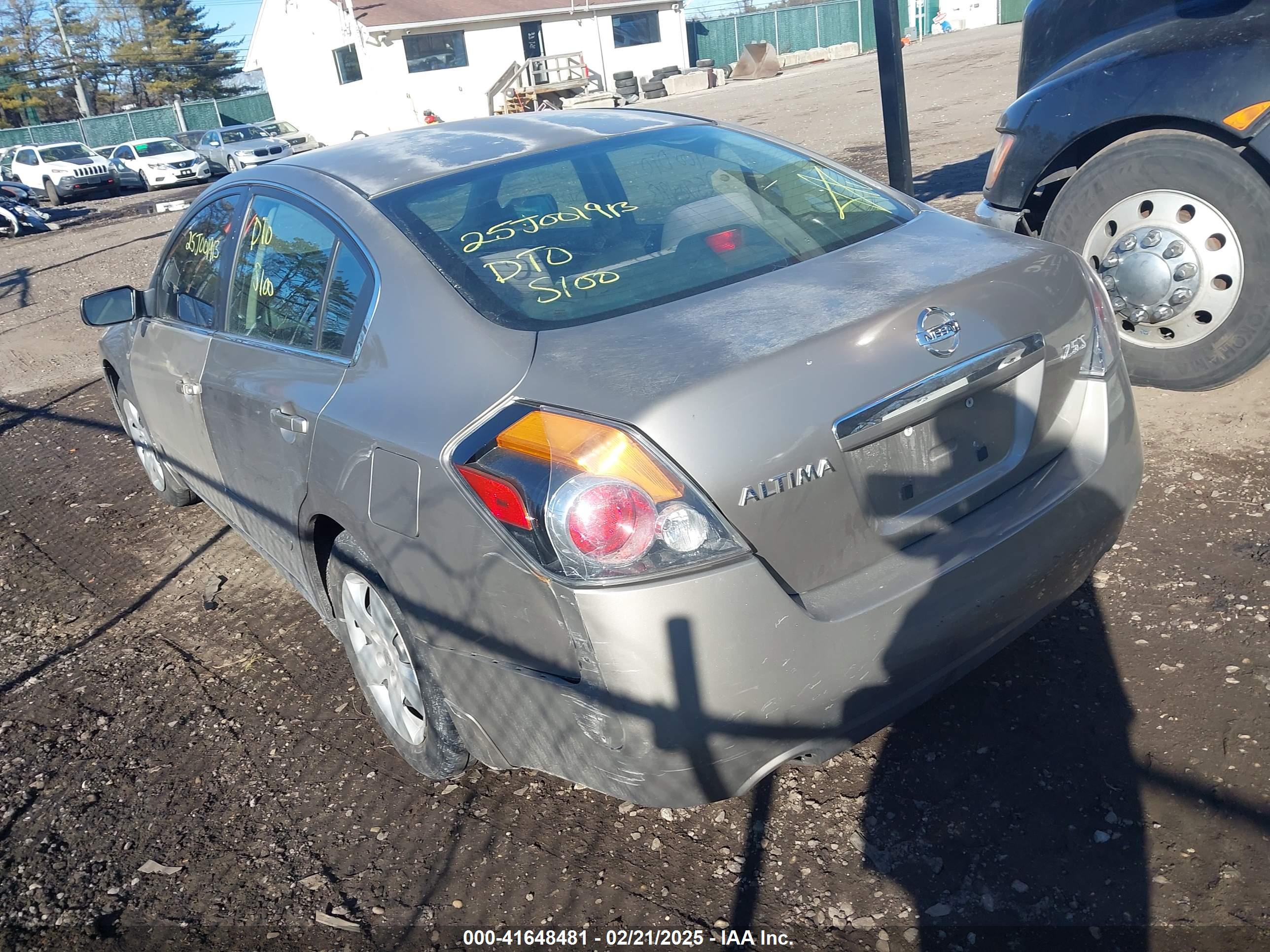NISSAN ALTIMA image 3