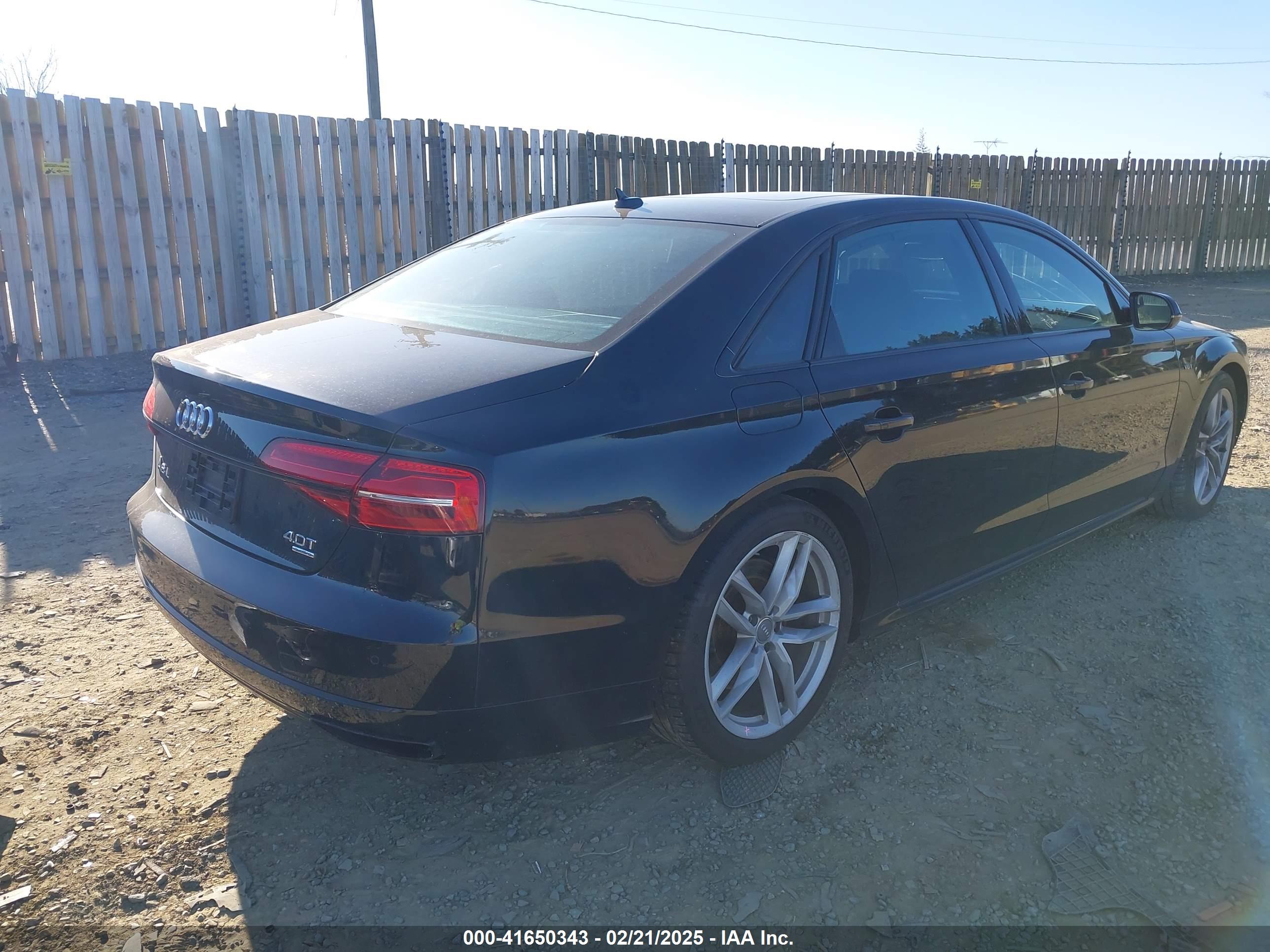 AUDI A8 image 4