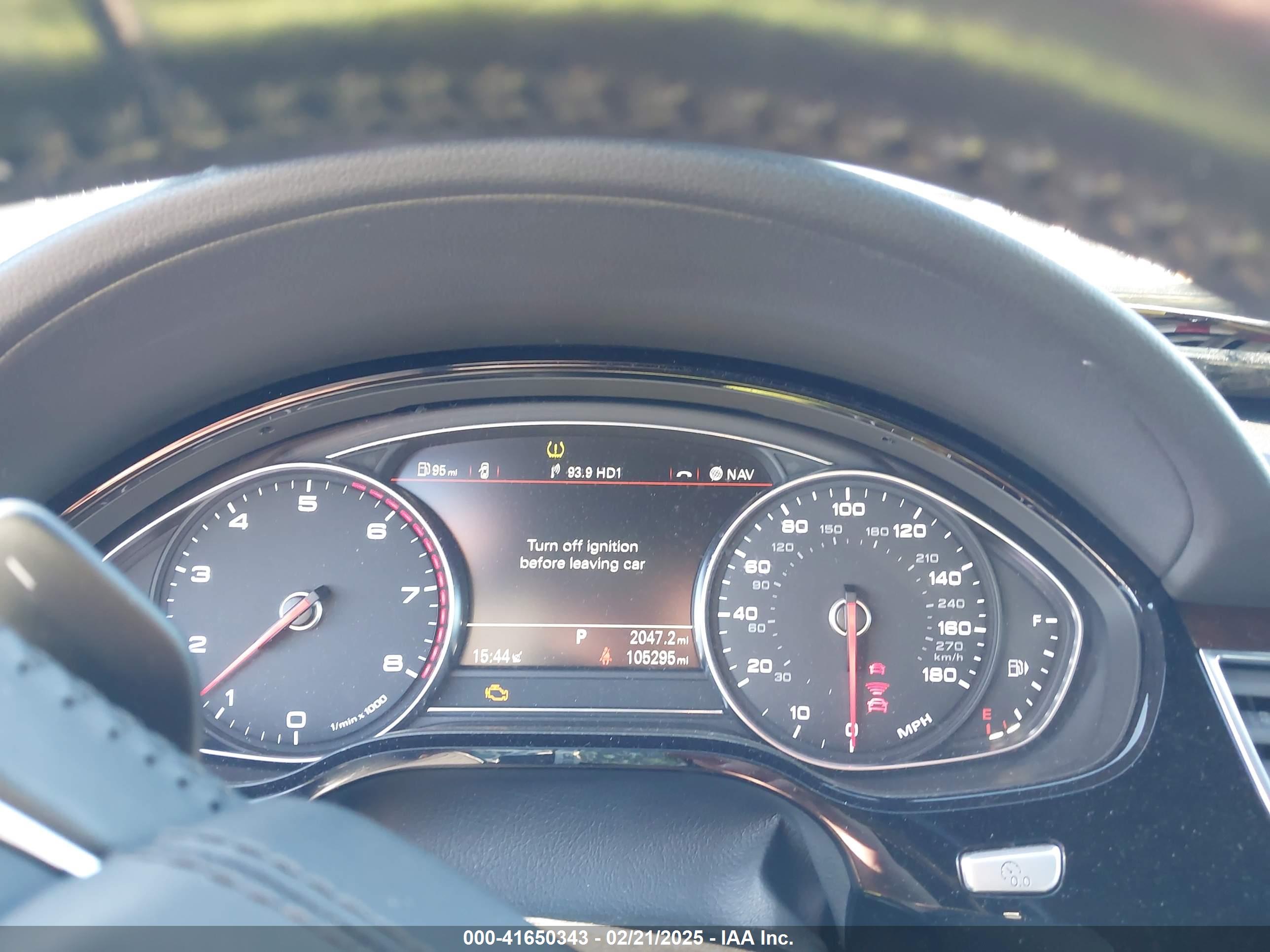 AUDI A8 image 7
