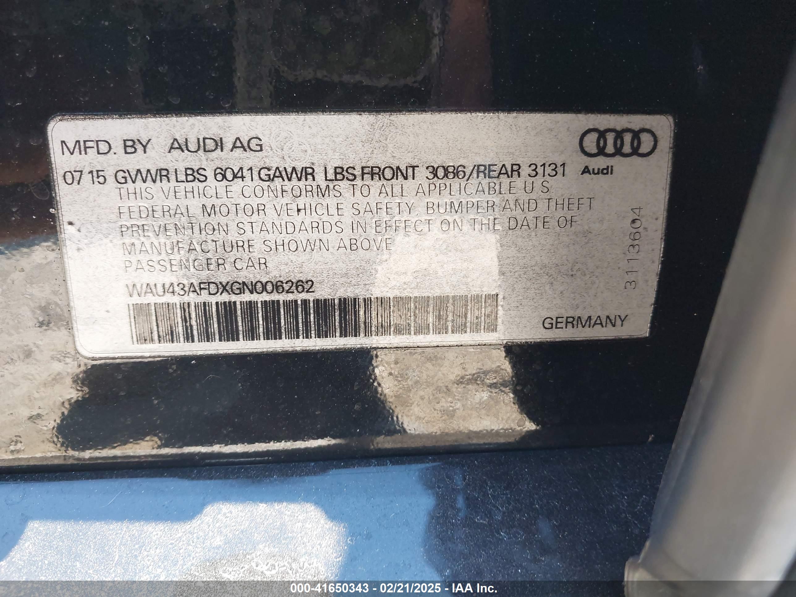 AUDI A8 image 9