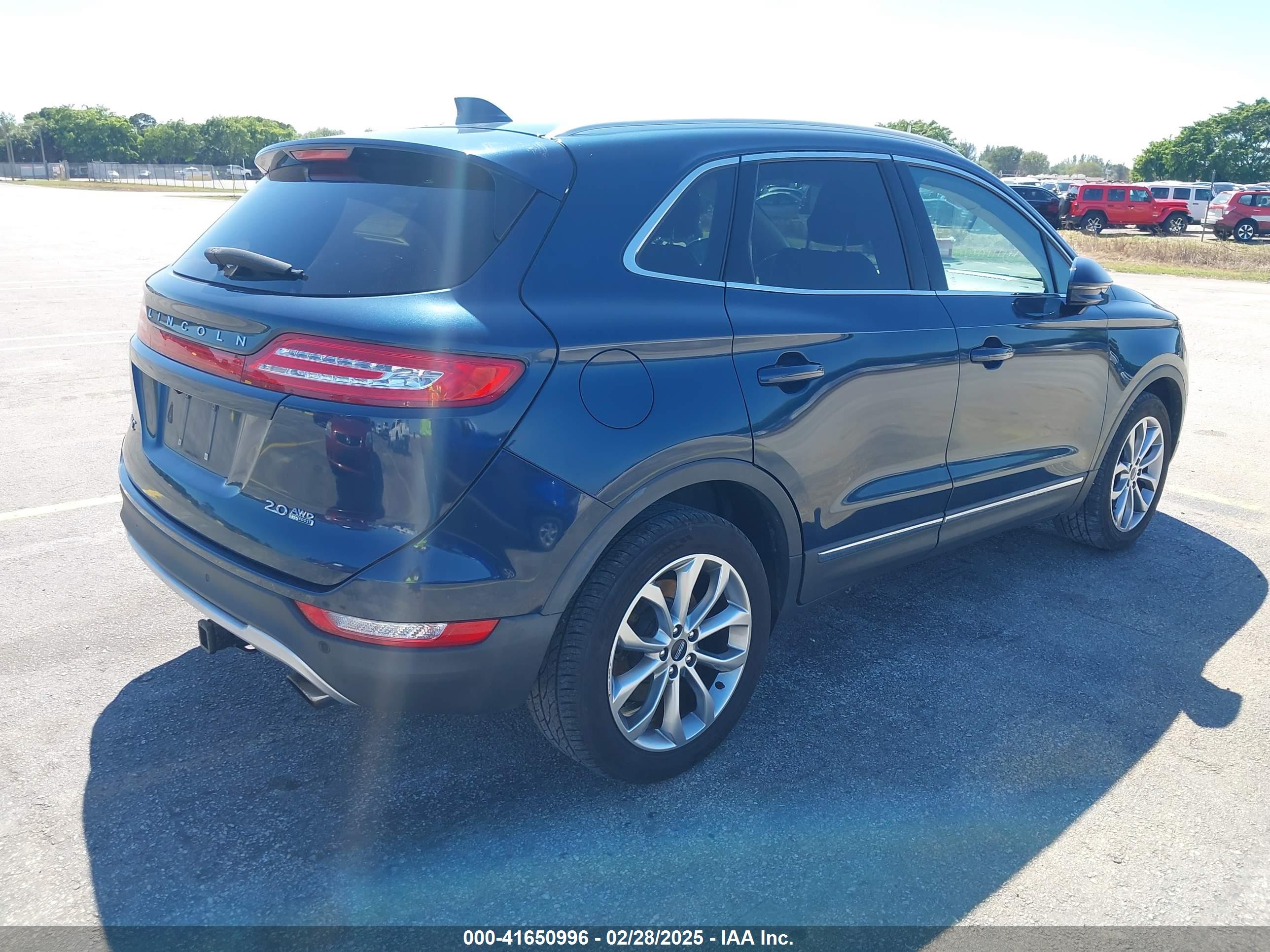 LINCOLN MKC image 4