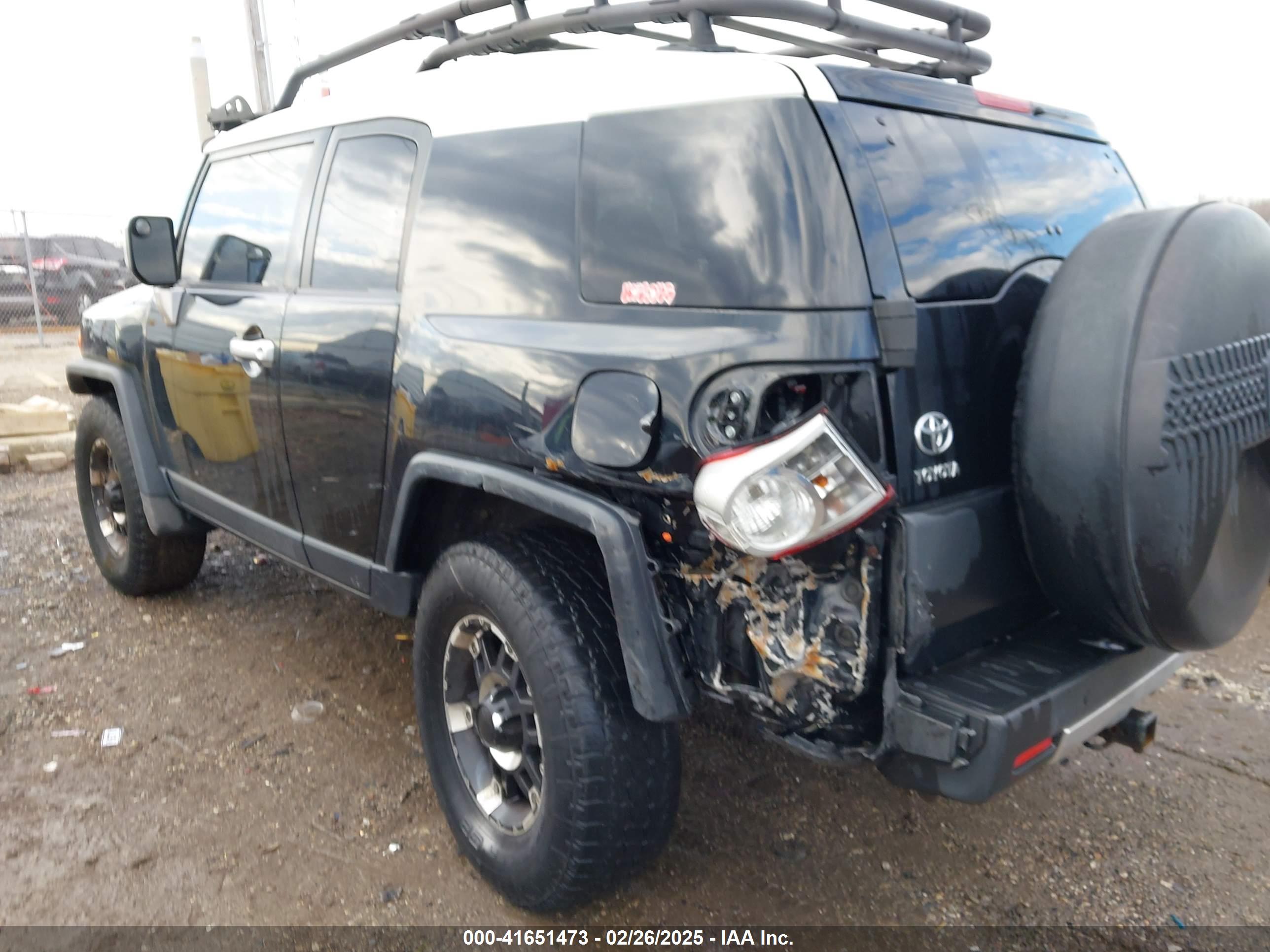 TOYOTA FJ image 6