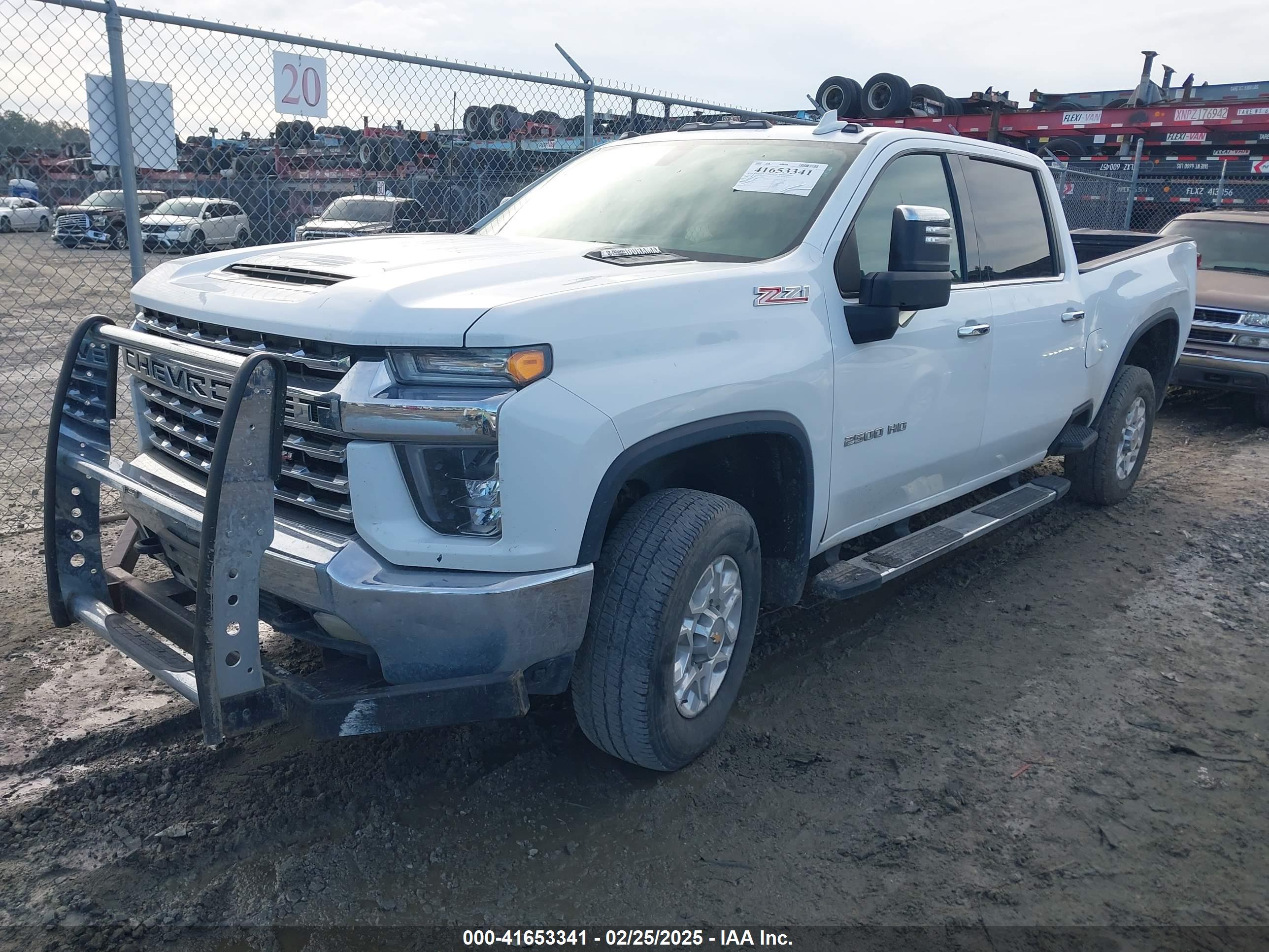 CHEVROLET SILVERADO image 2