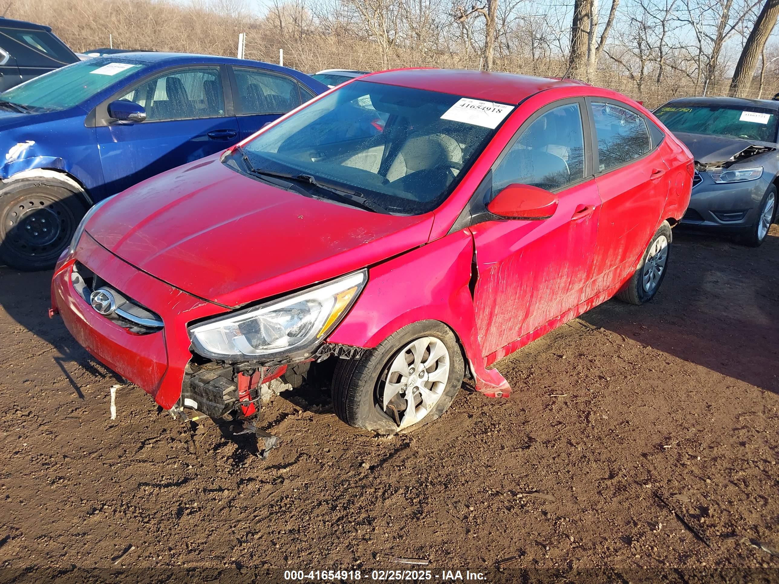 HYUNDAI ACCENT image 2