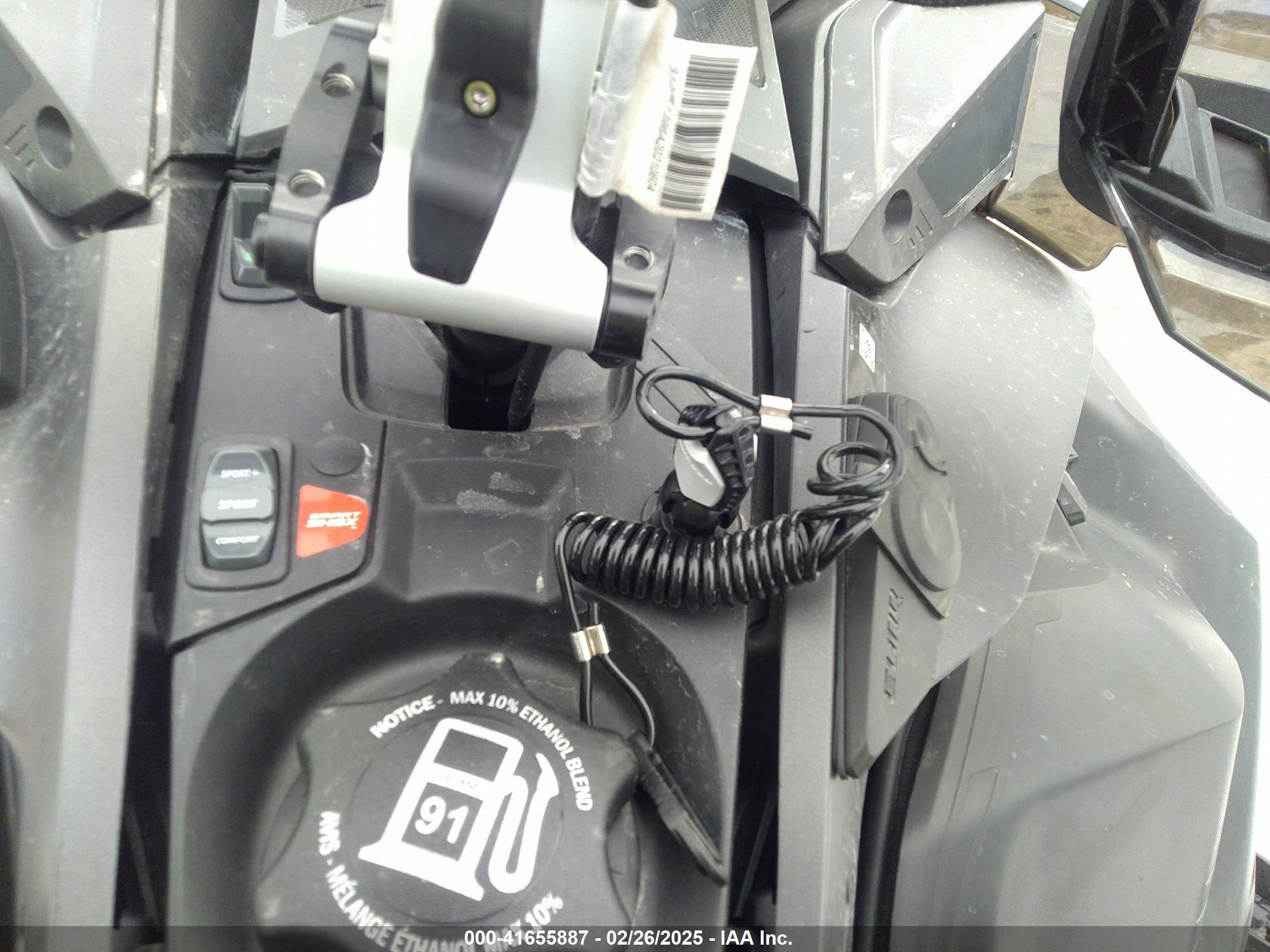 SKI-DOO MACH image 11