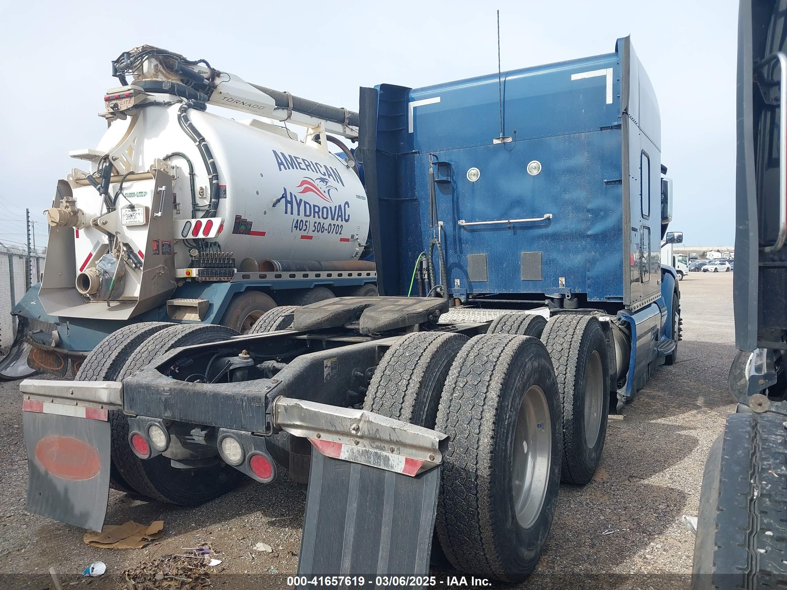 PETERBILT 579 image 4