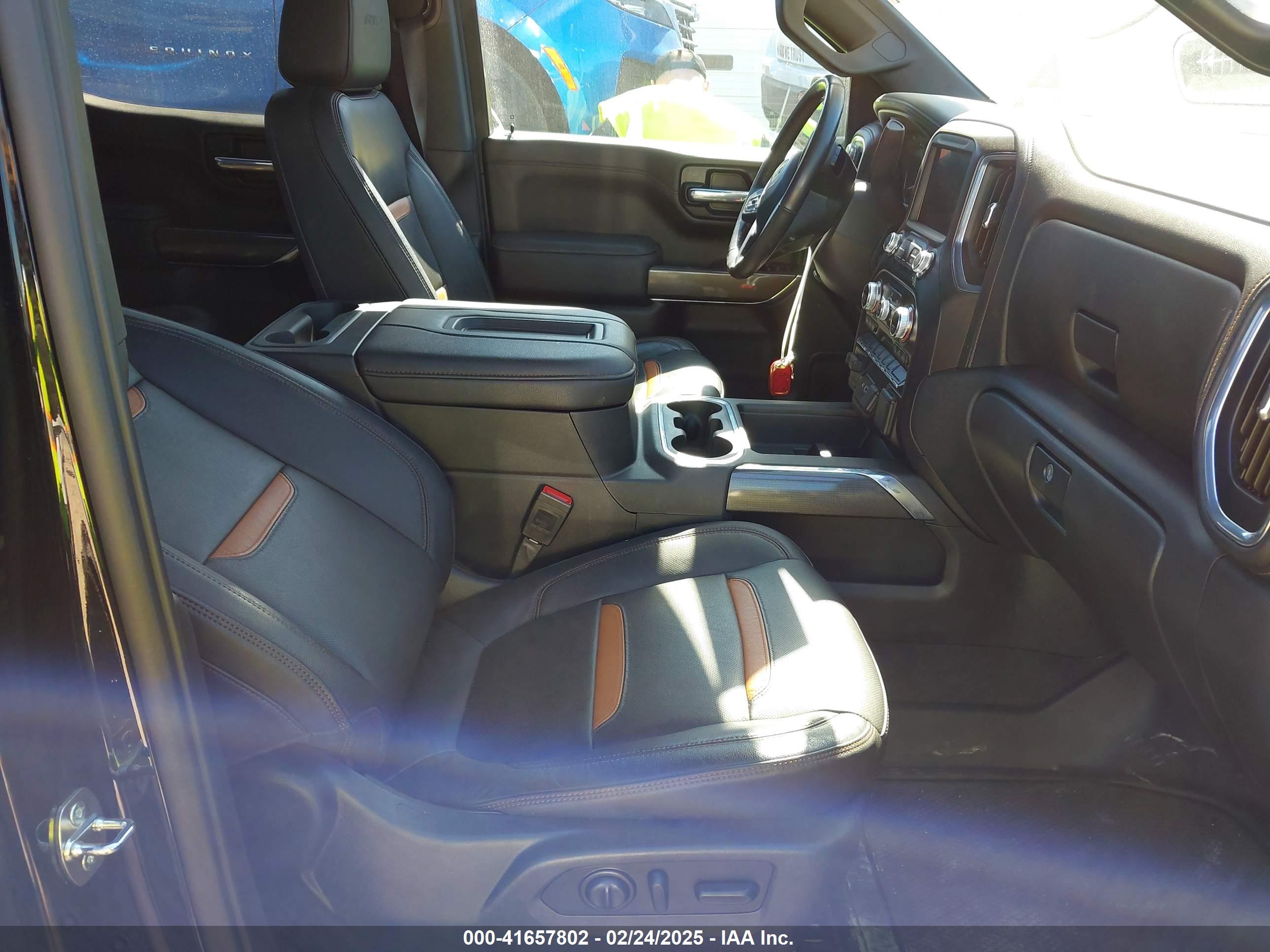 GMC SIERRA image 5