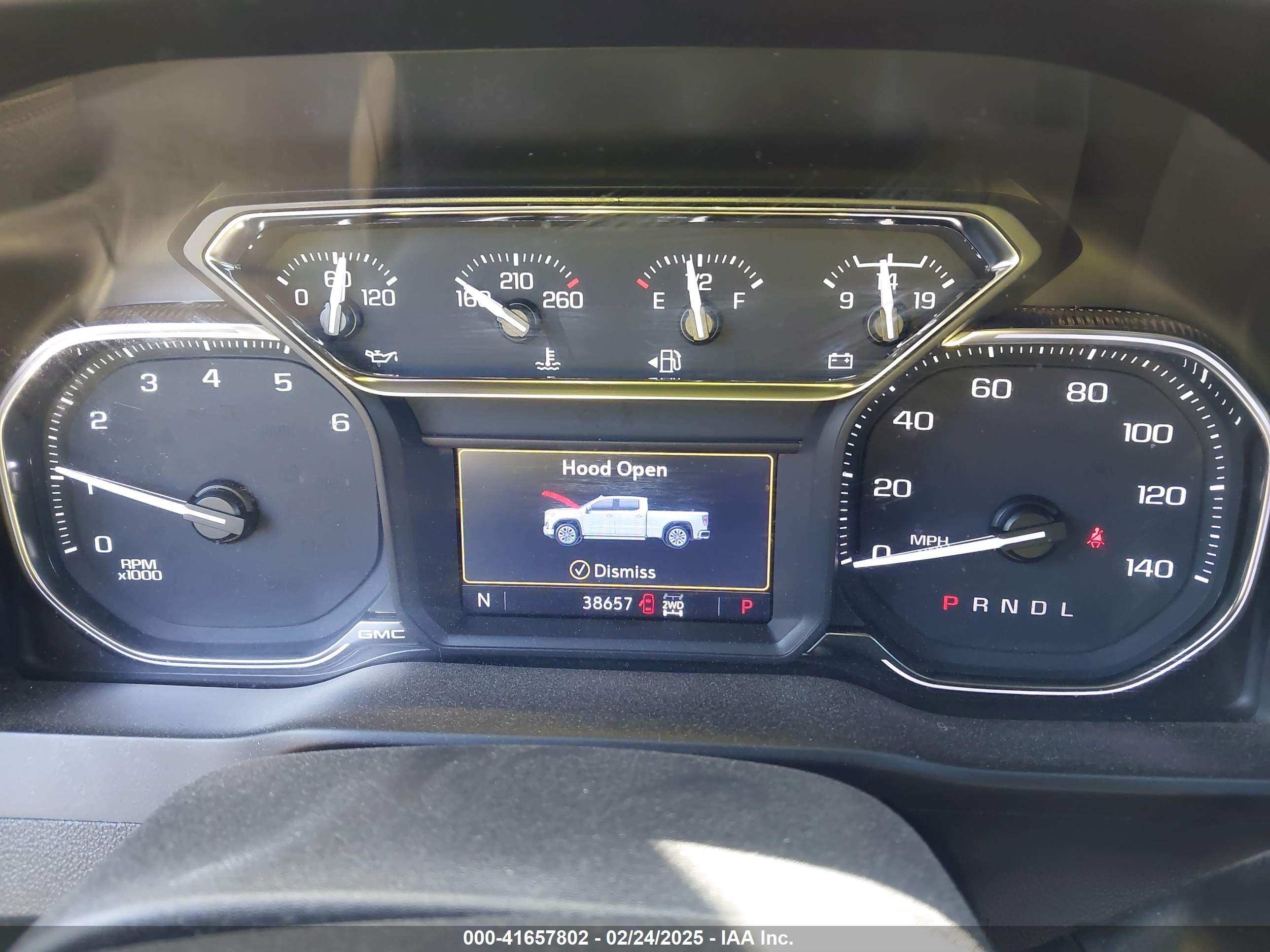 GMC SIERRA image 7
