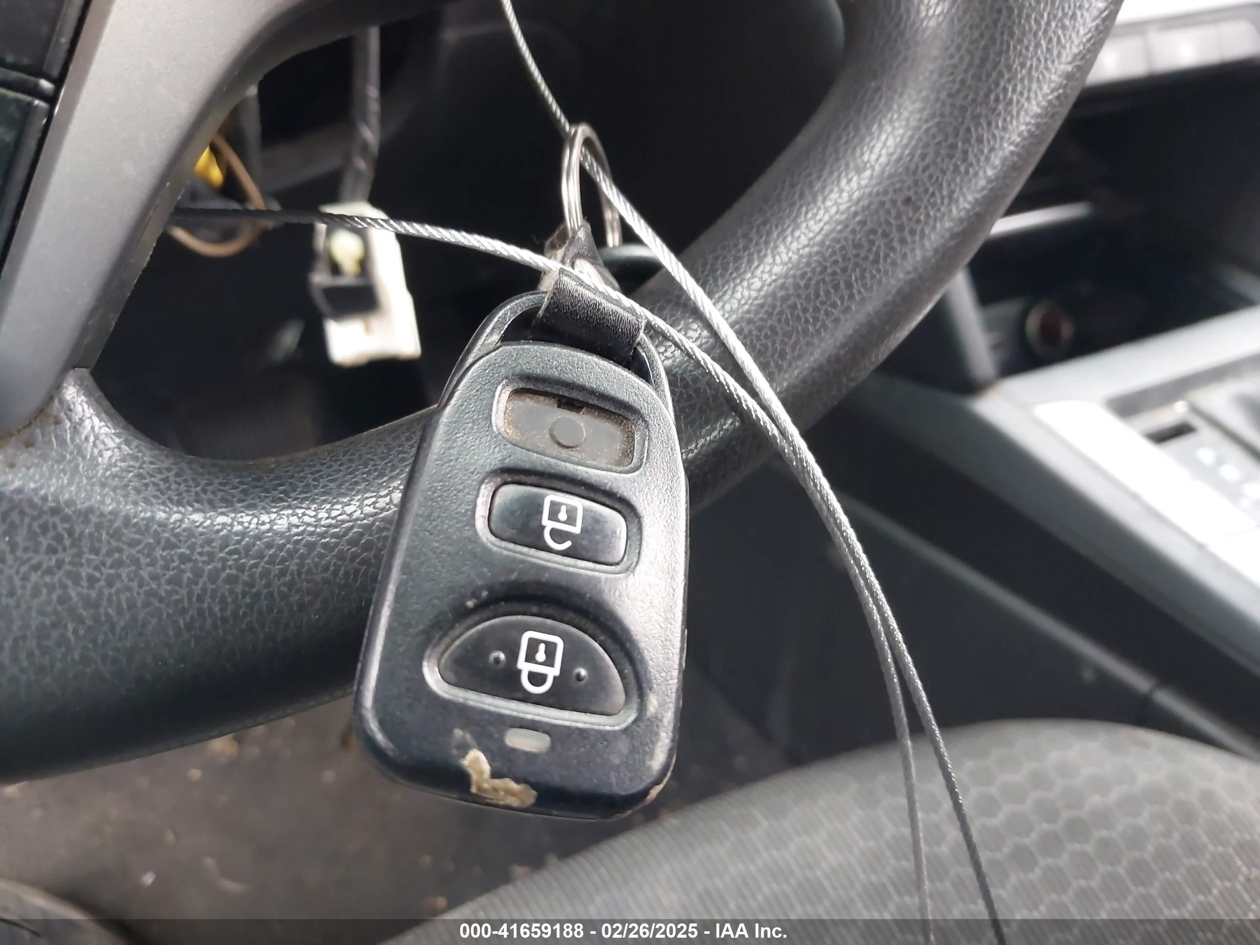 HYUNDAI ELANTRA image 11