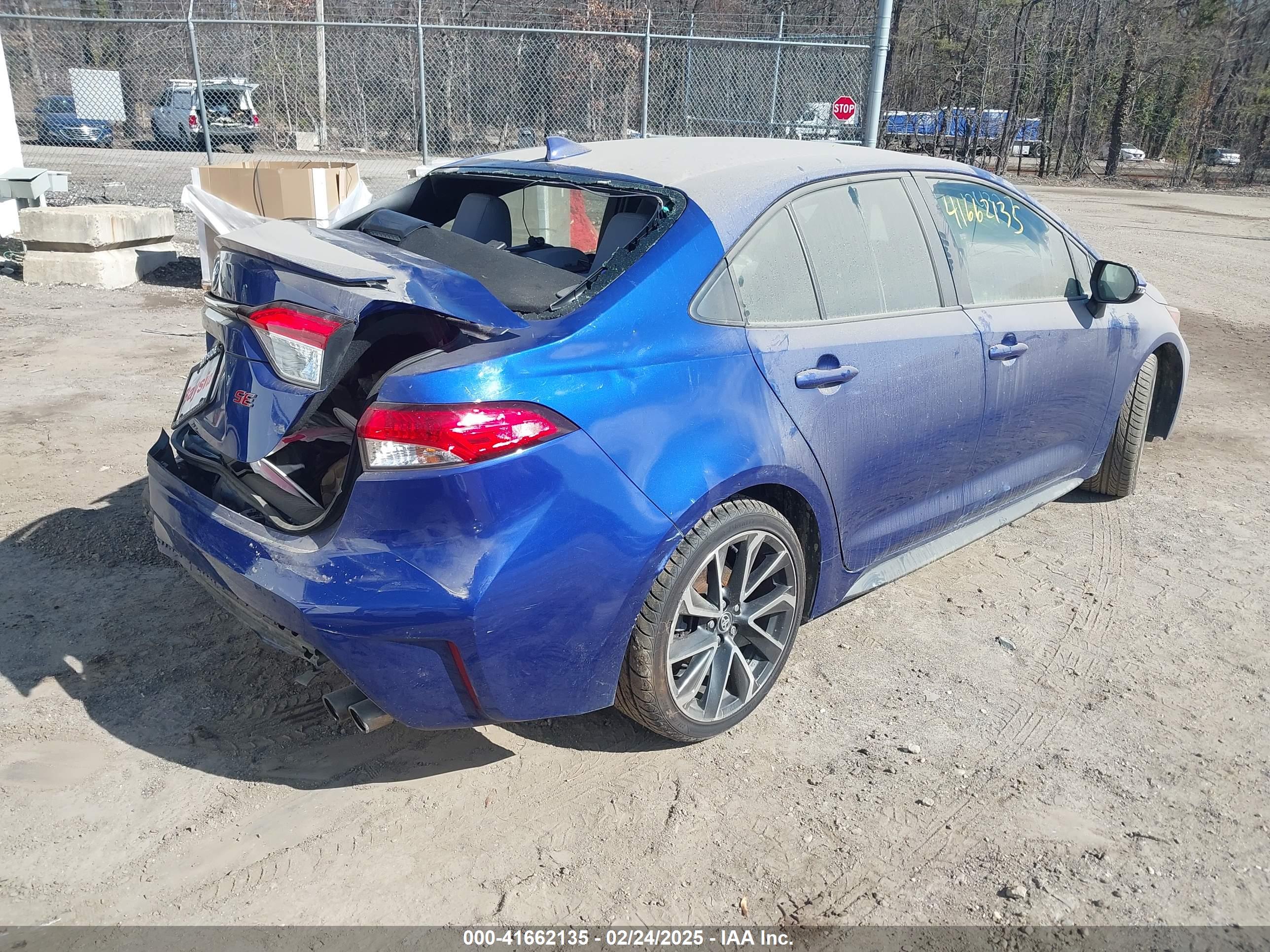 TOYOTA COROLLA image 4