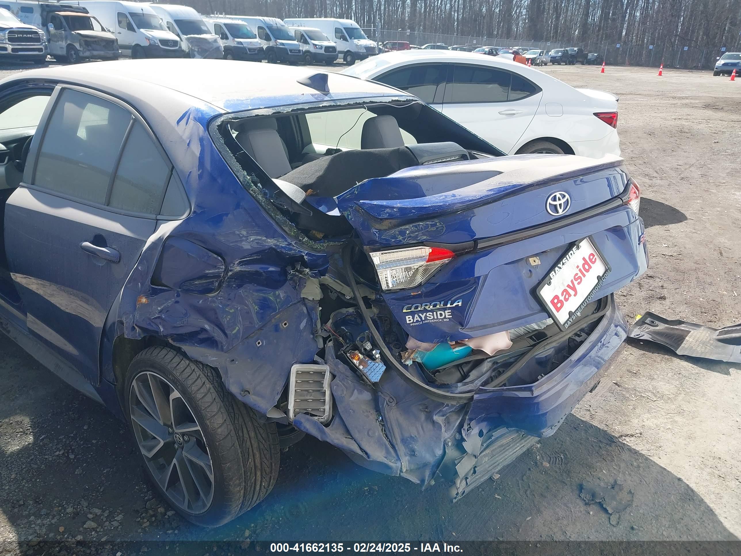 TOYOTA COROLLA image 6