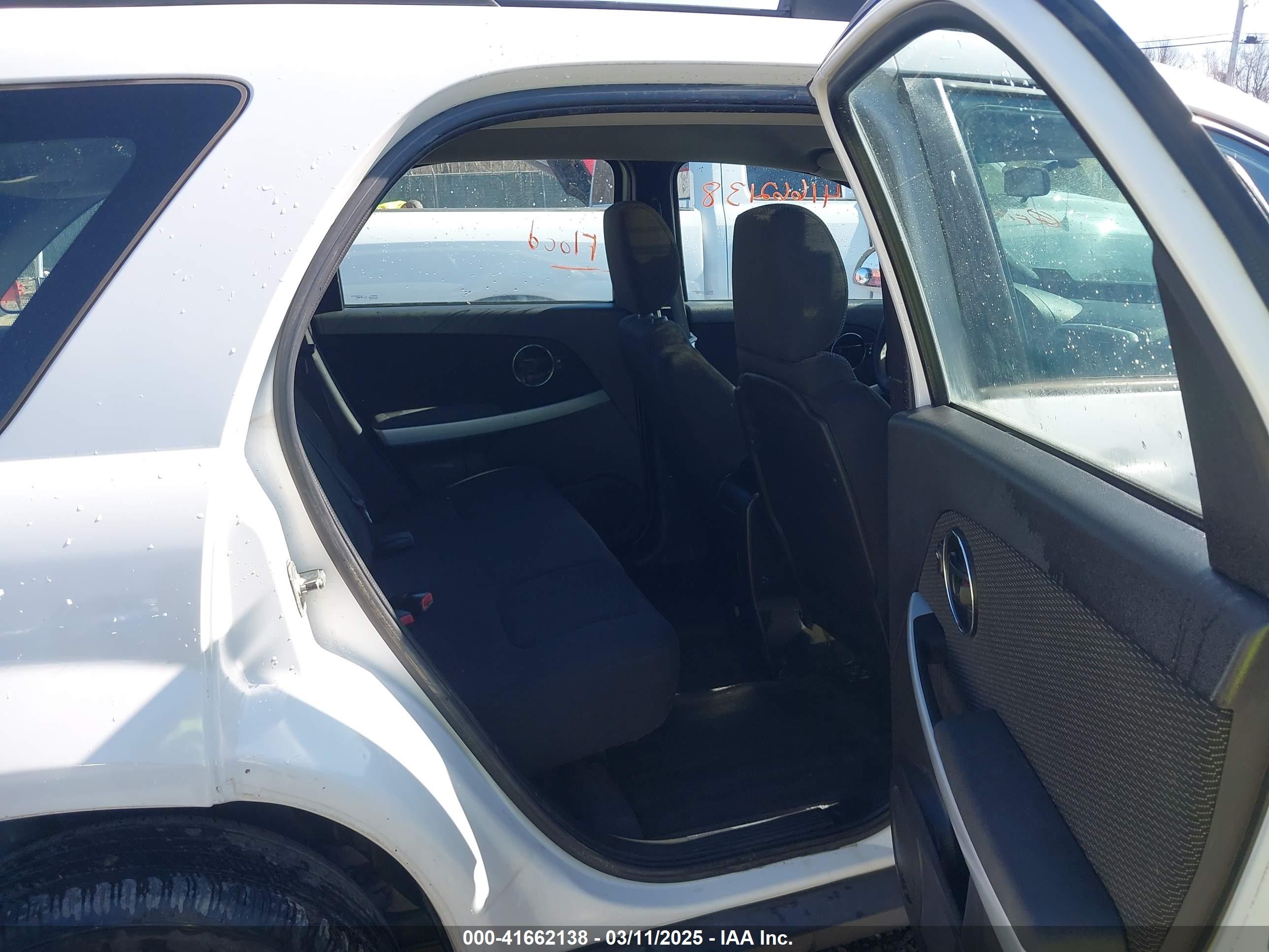 PONTIAC TORRENT image 8
