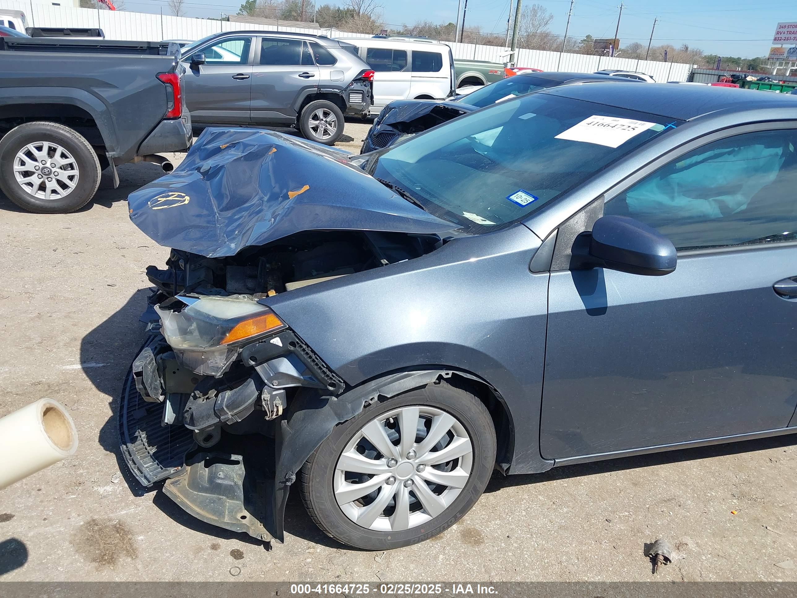 TOYOTA COROLLA image 6