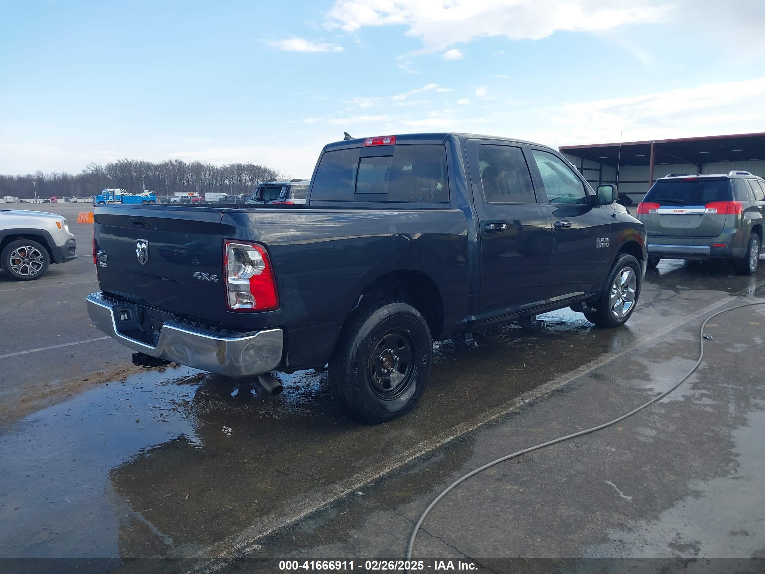 RAM 1500 image 4