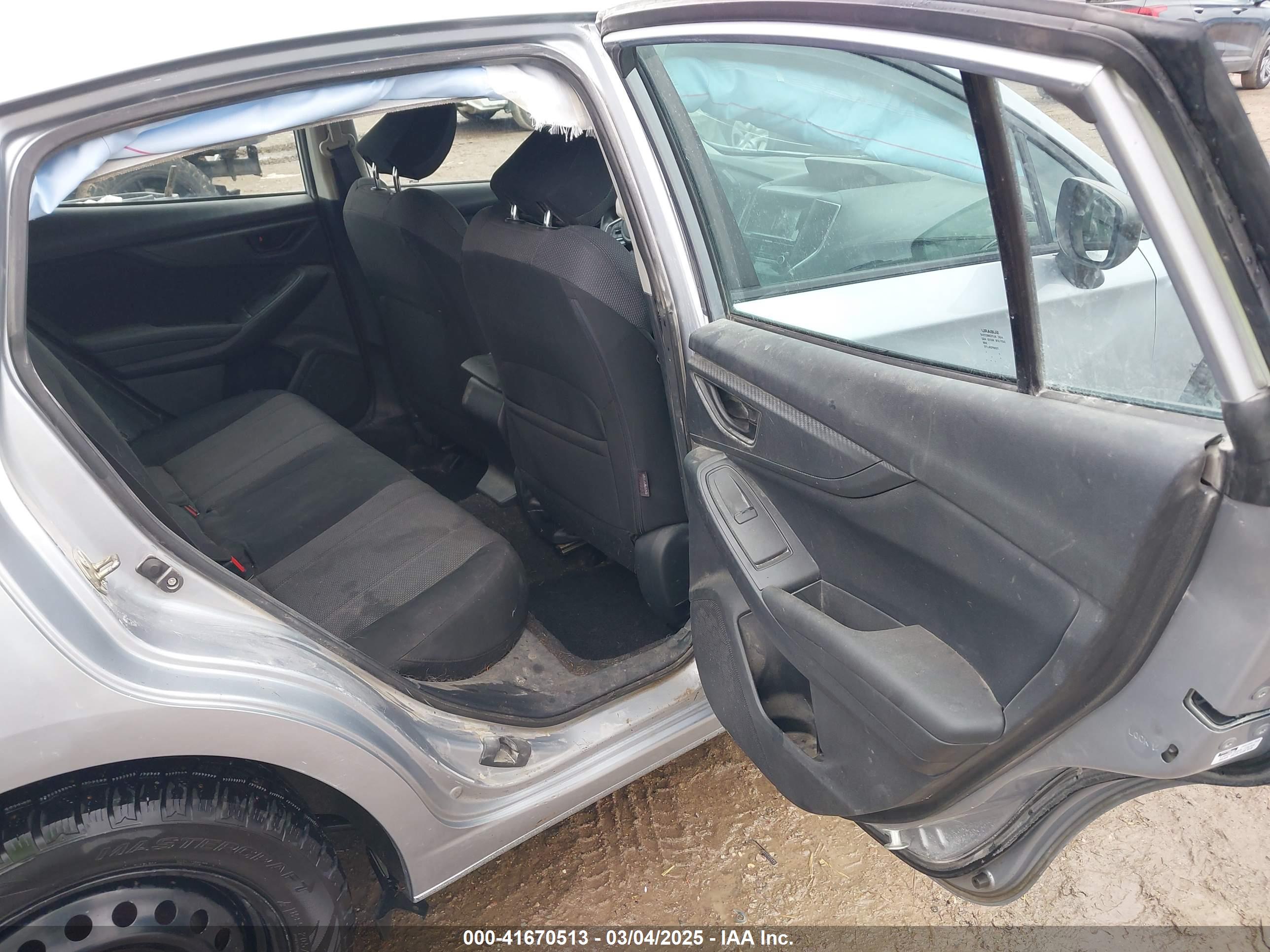SUBARU IMPREZA image 8