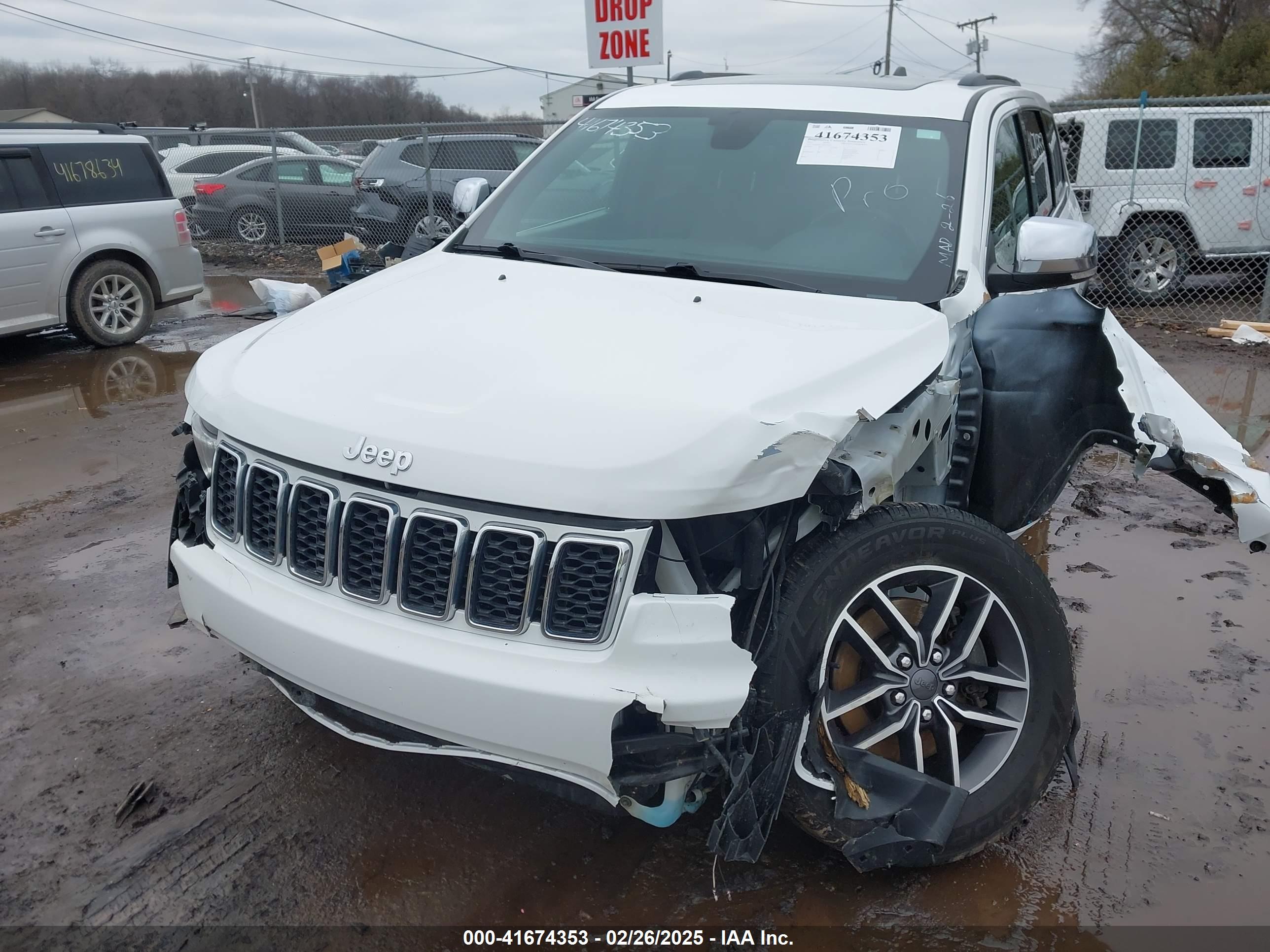 JEEP GRAND image 2