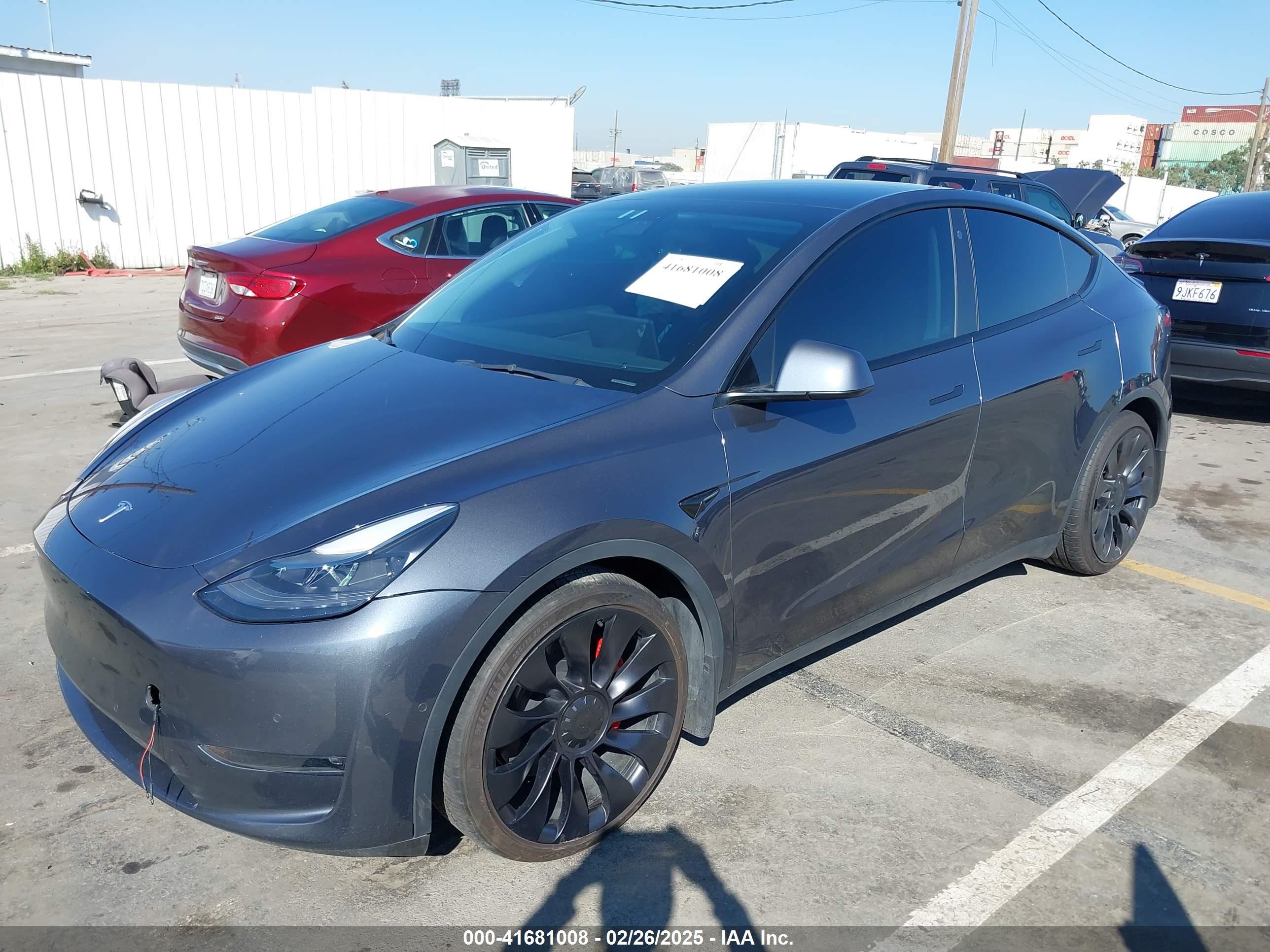 TESLA MODEL image 2