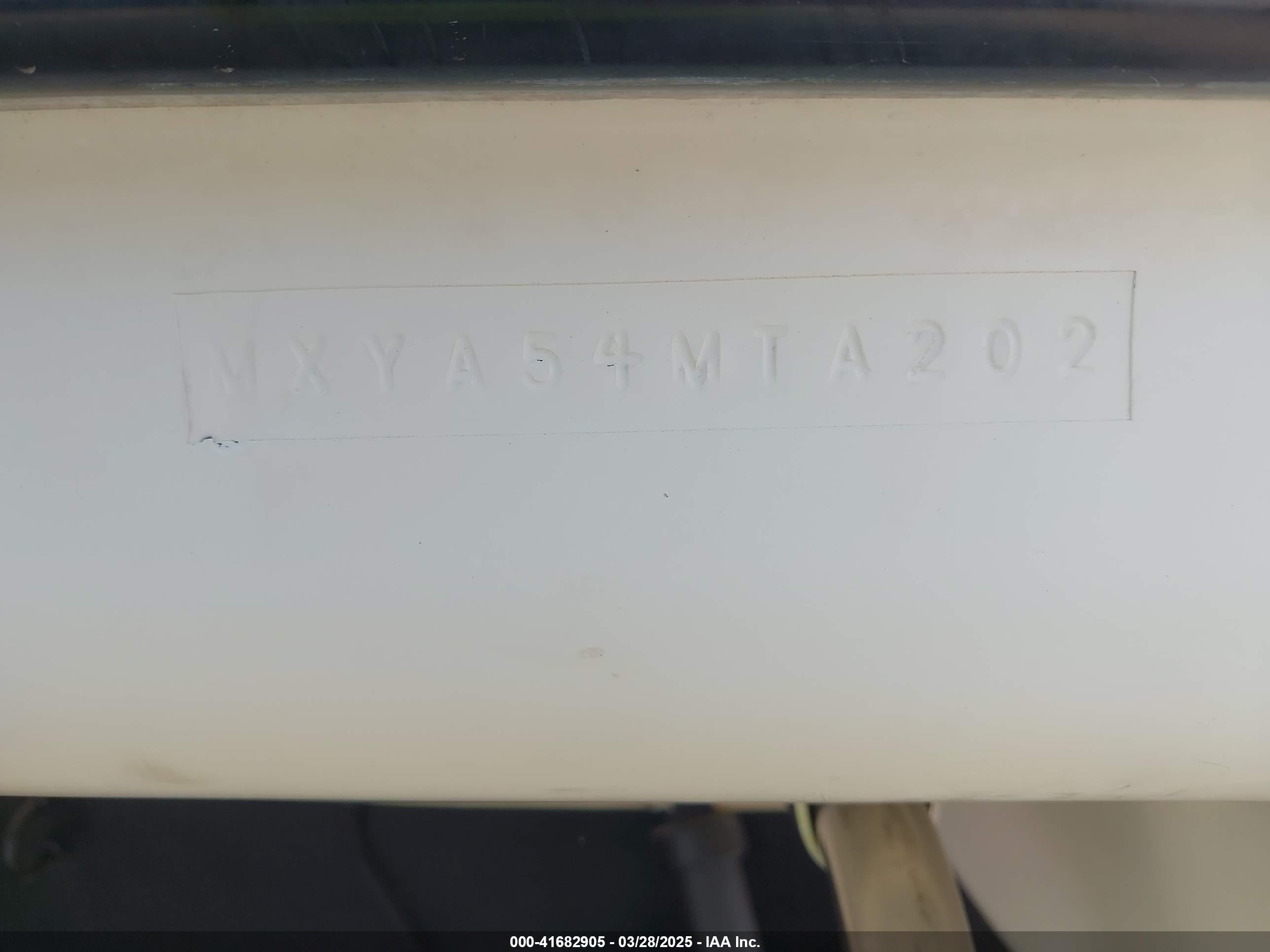 MAXUM 2700 image 9