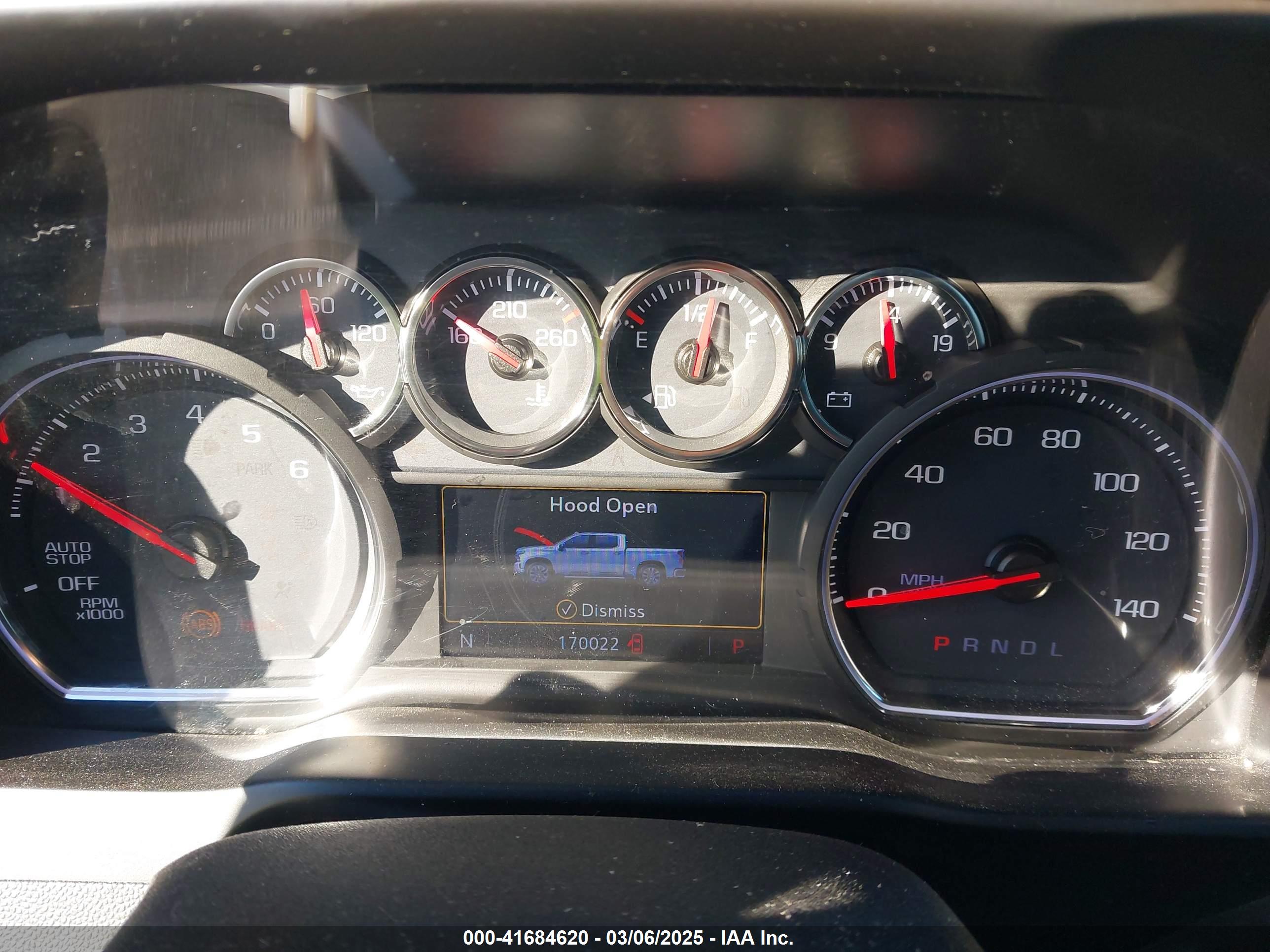 CHEVROLET SILVERADO image 7
