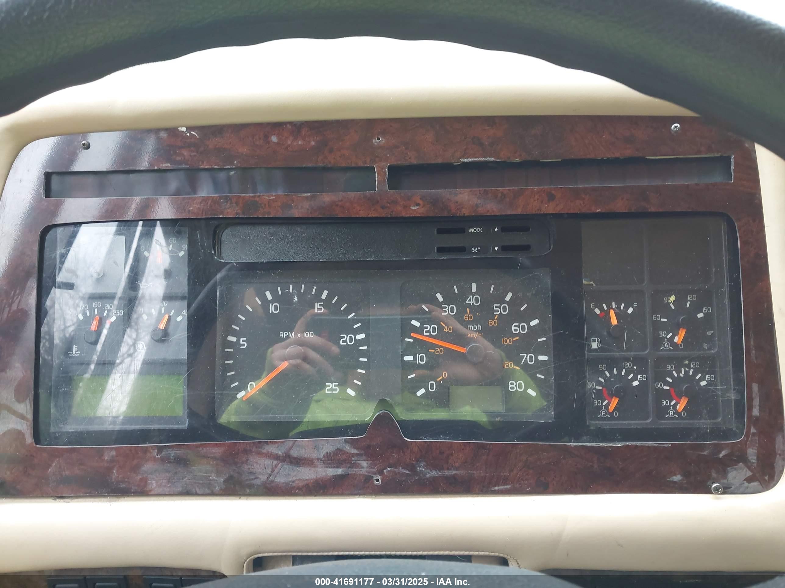 PREVOST BUS image 7
