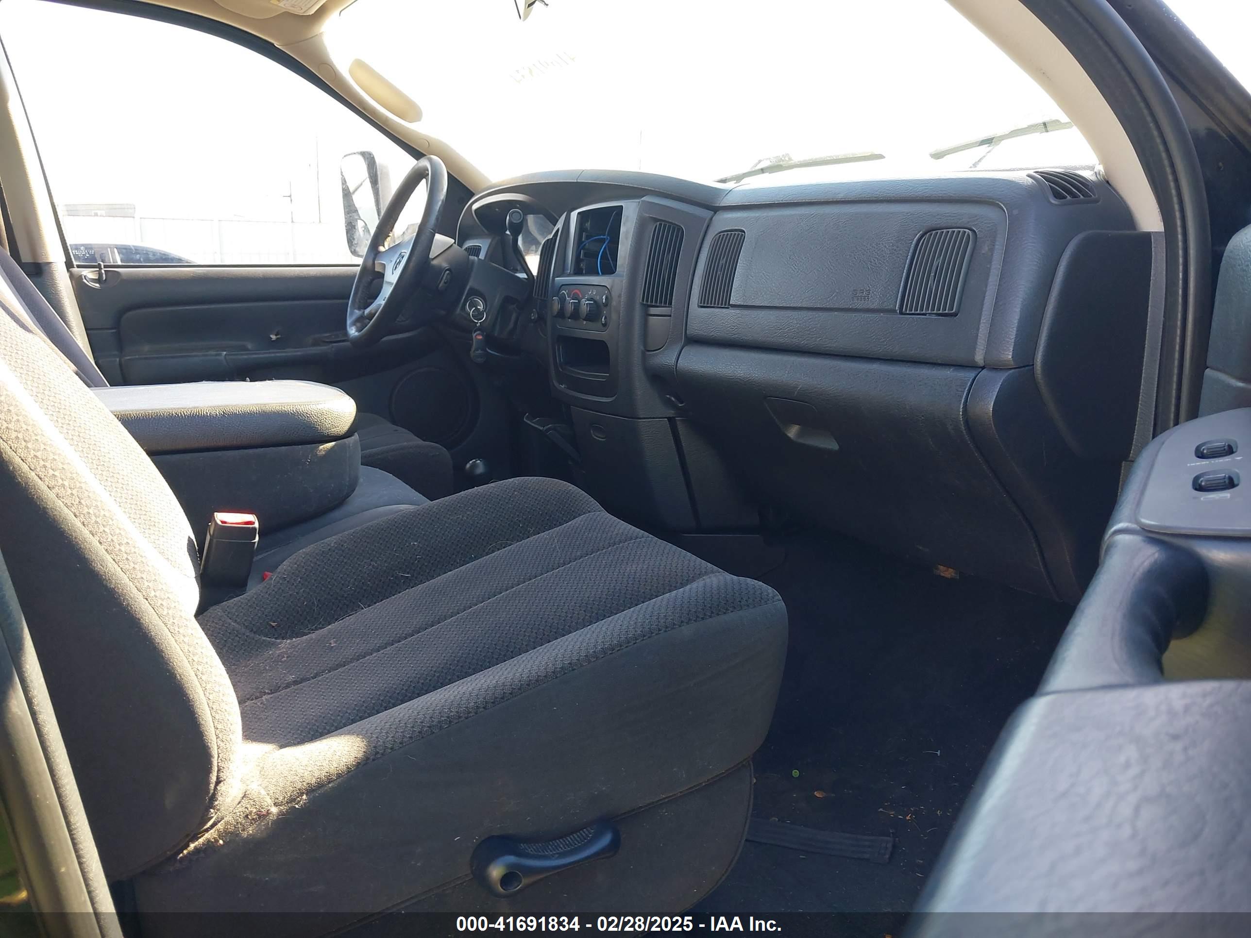 DODGE RAM image 5
