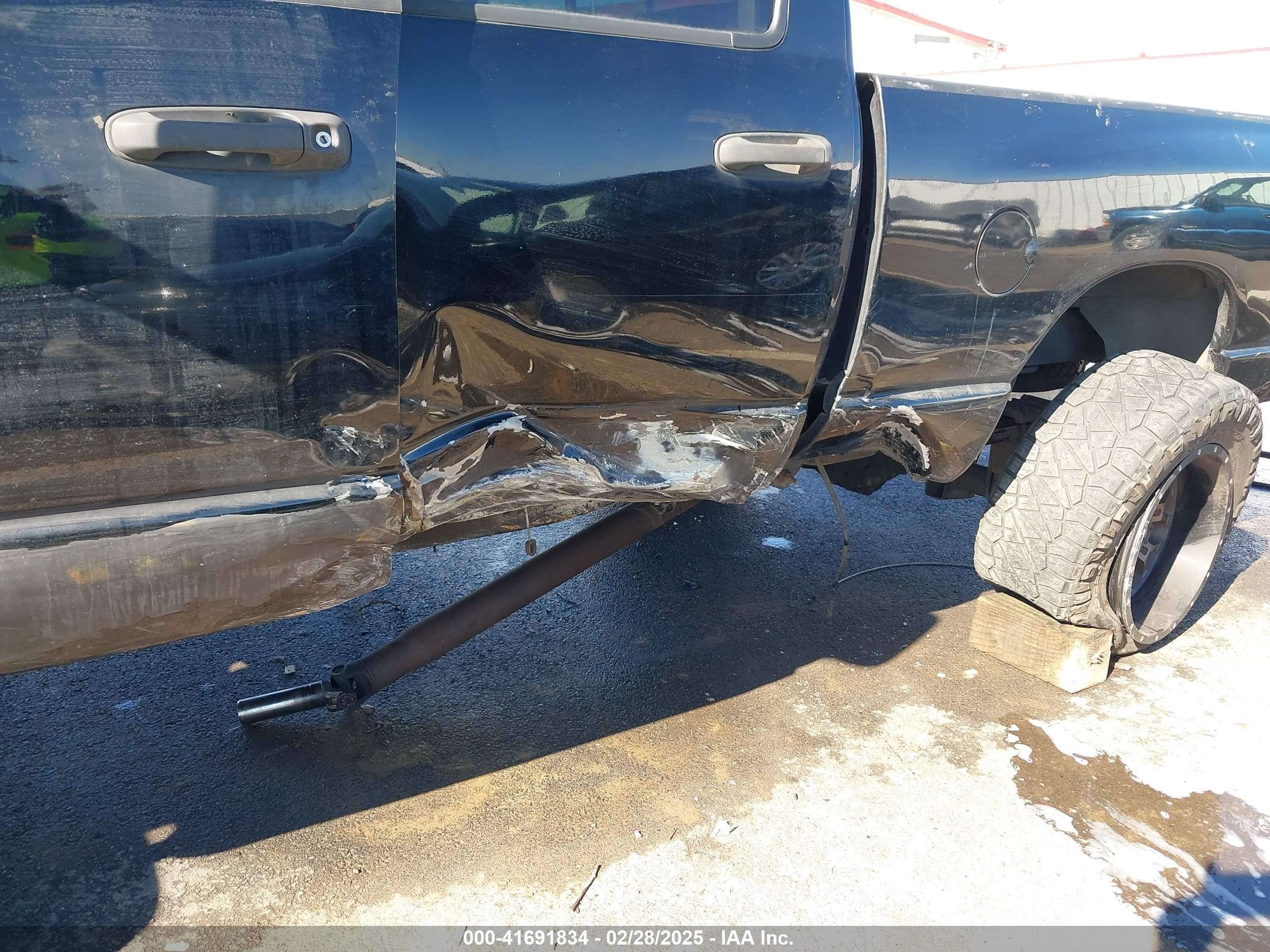 DODGE RAM image 6