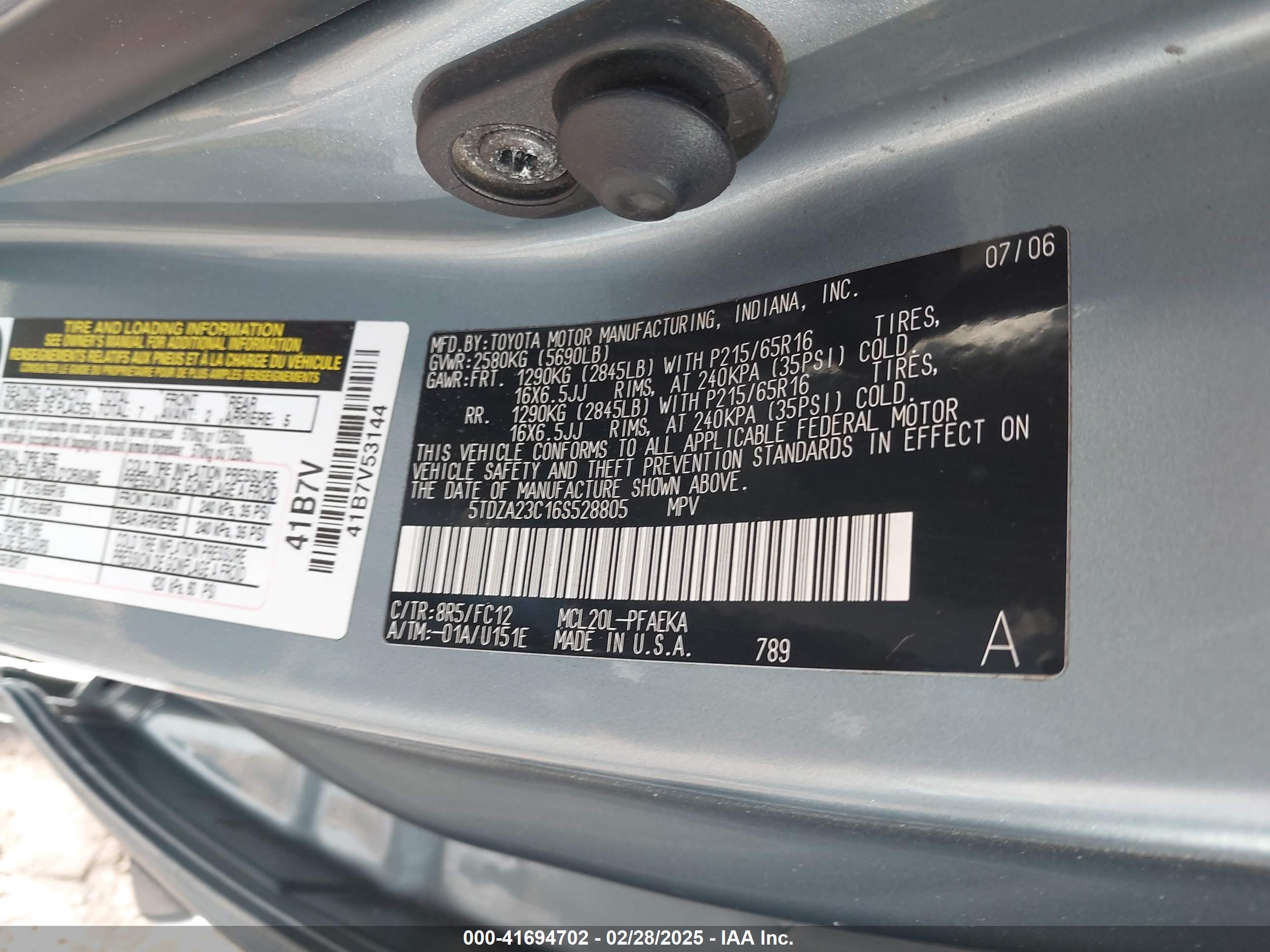 TOYOTA SIENNA image 9