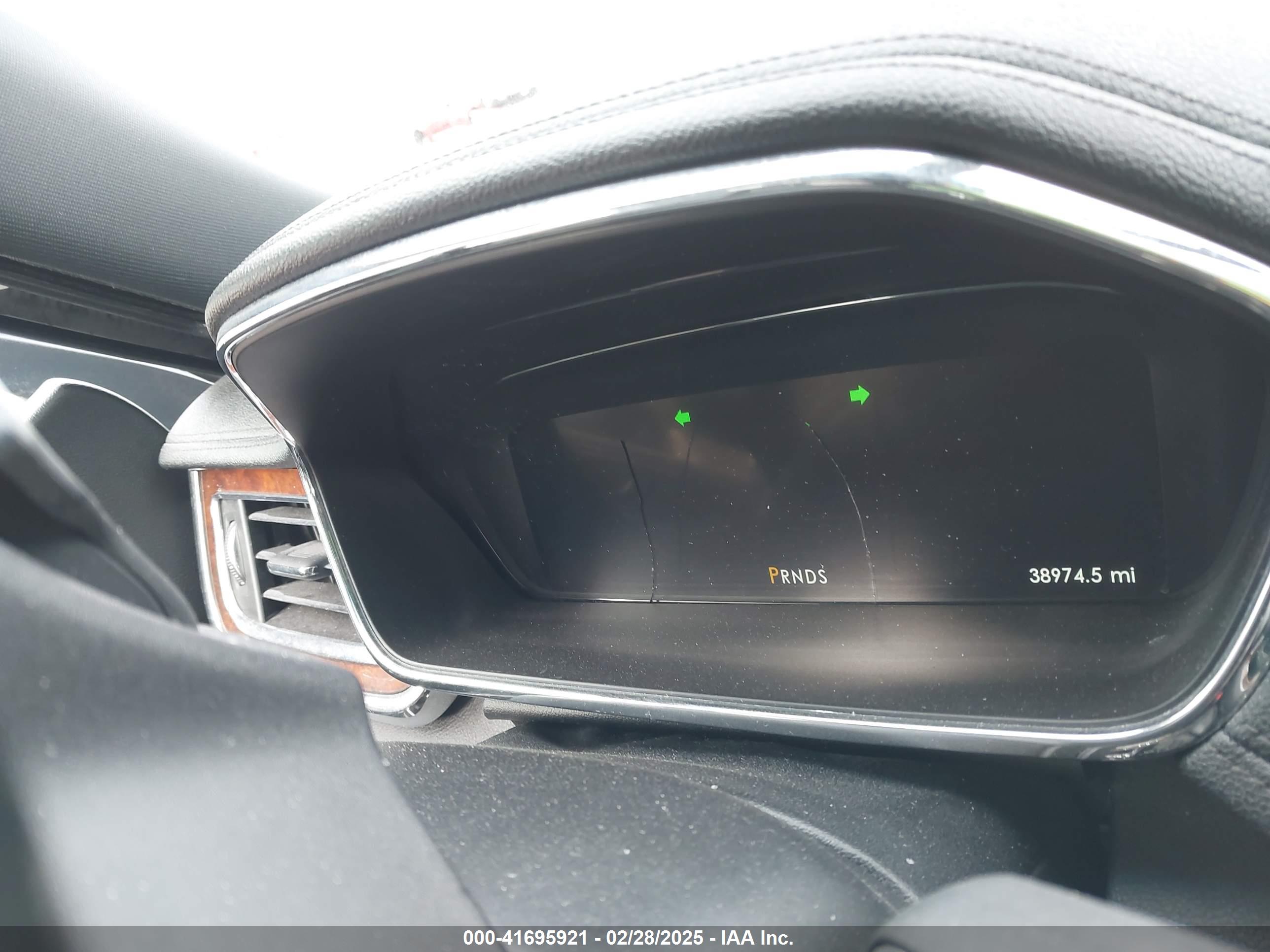 LINCOLN CONTINENTAL image 7