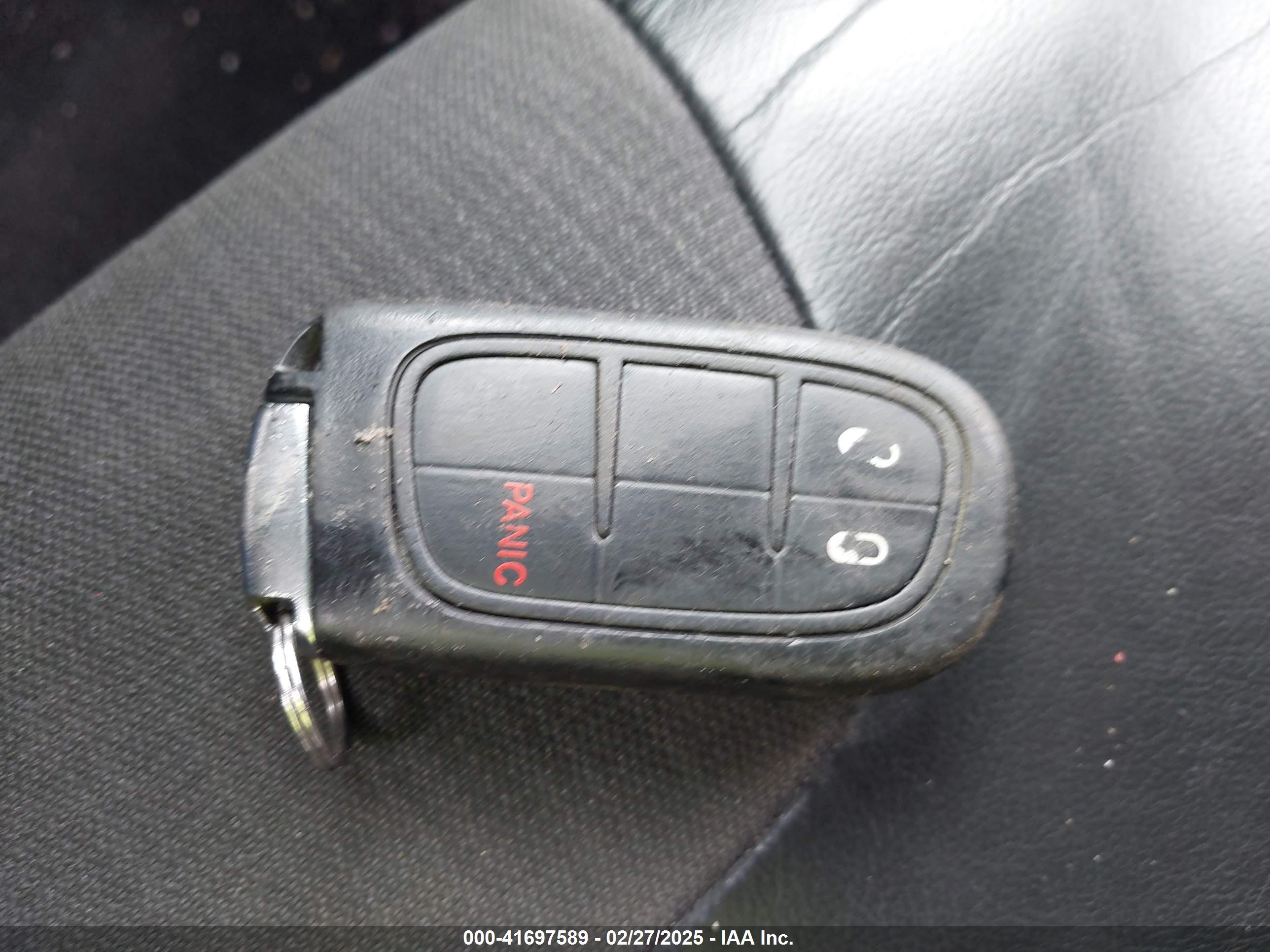 JEEP CHEROKEE image 11
