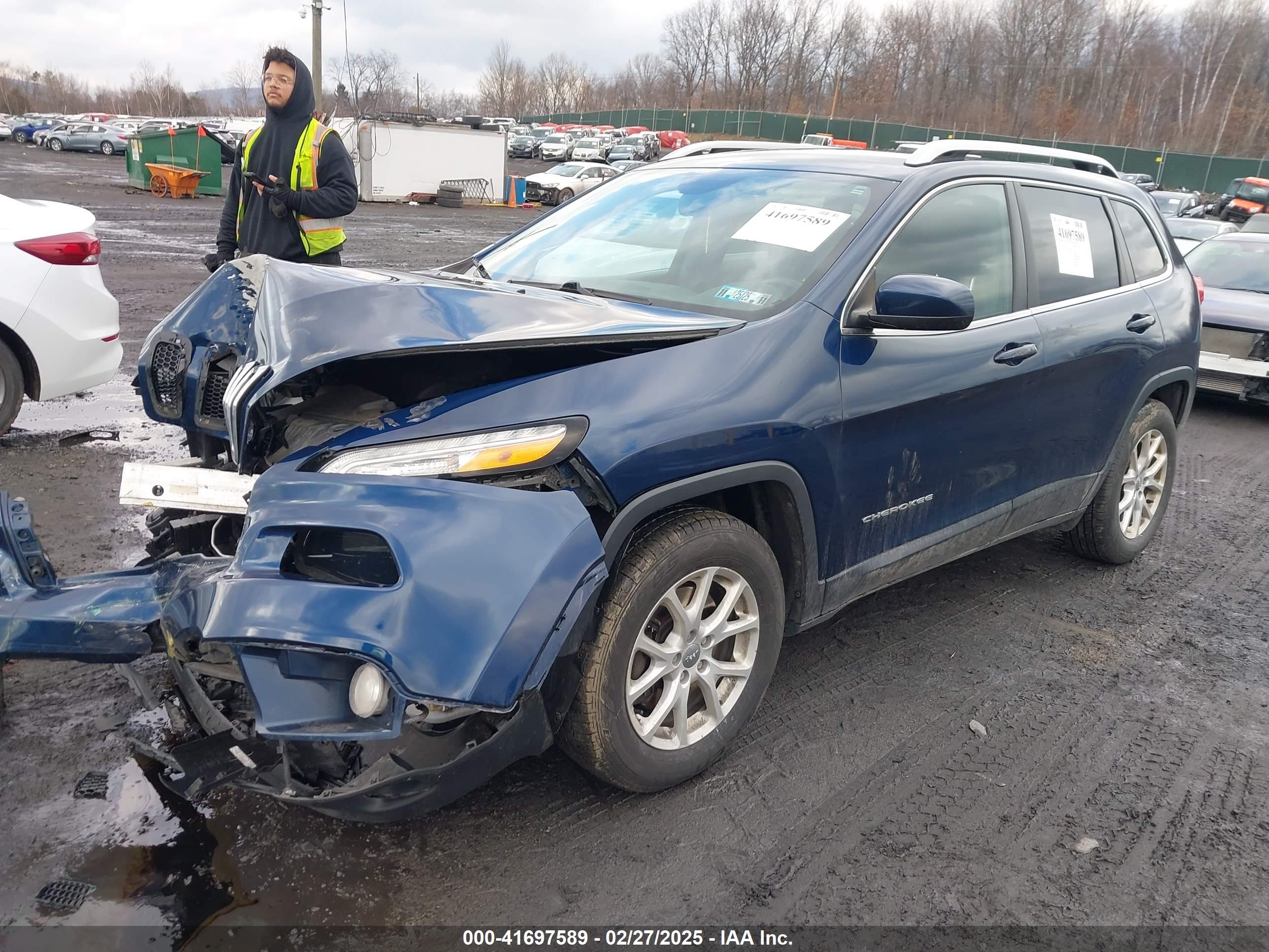 JEEP CHEROKEE image 2