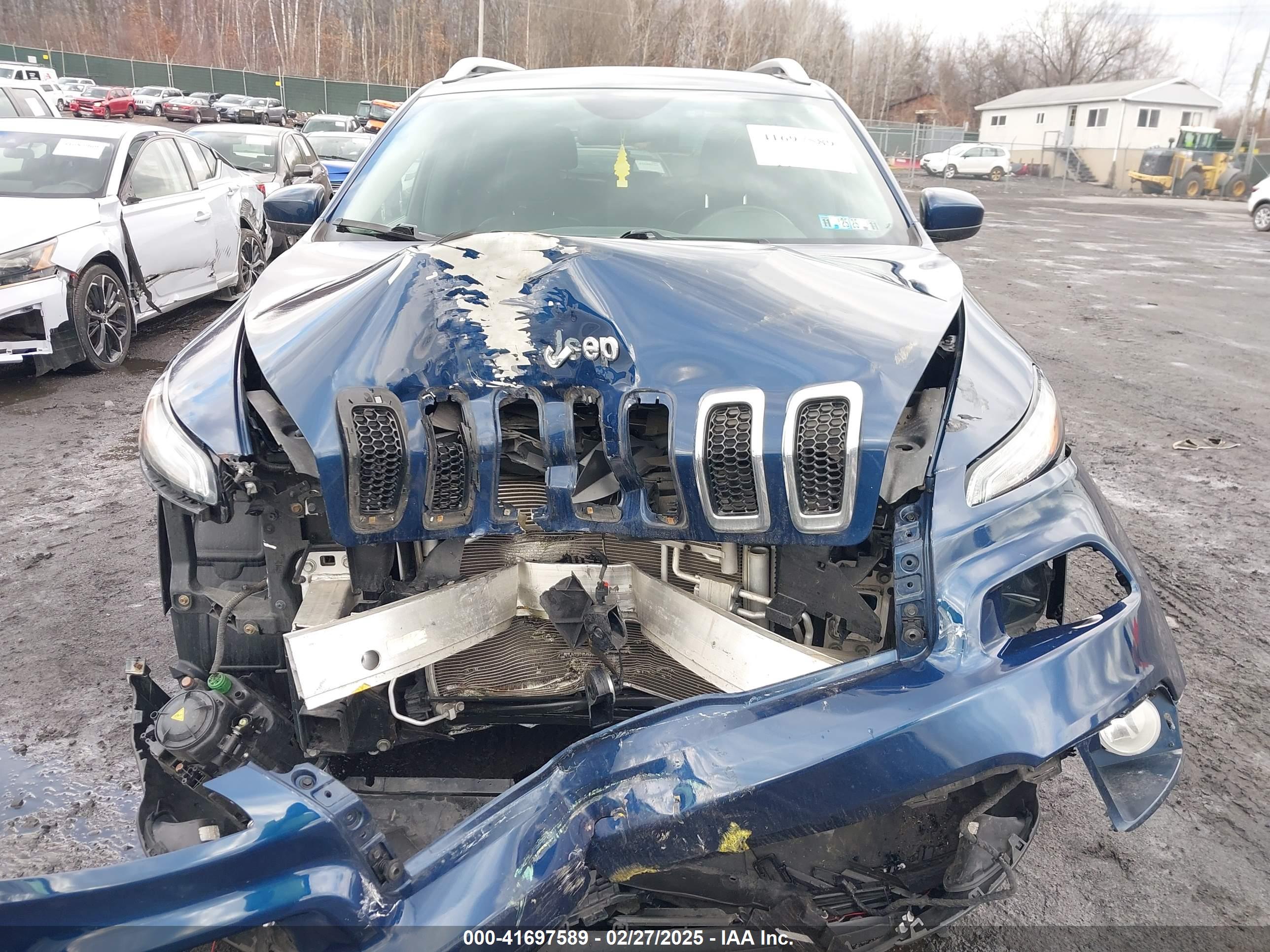 JEEP CHEROKEE image 6