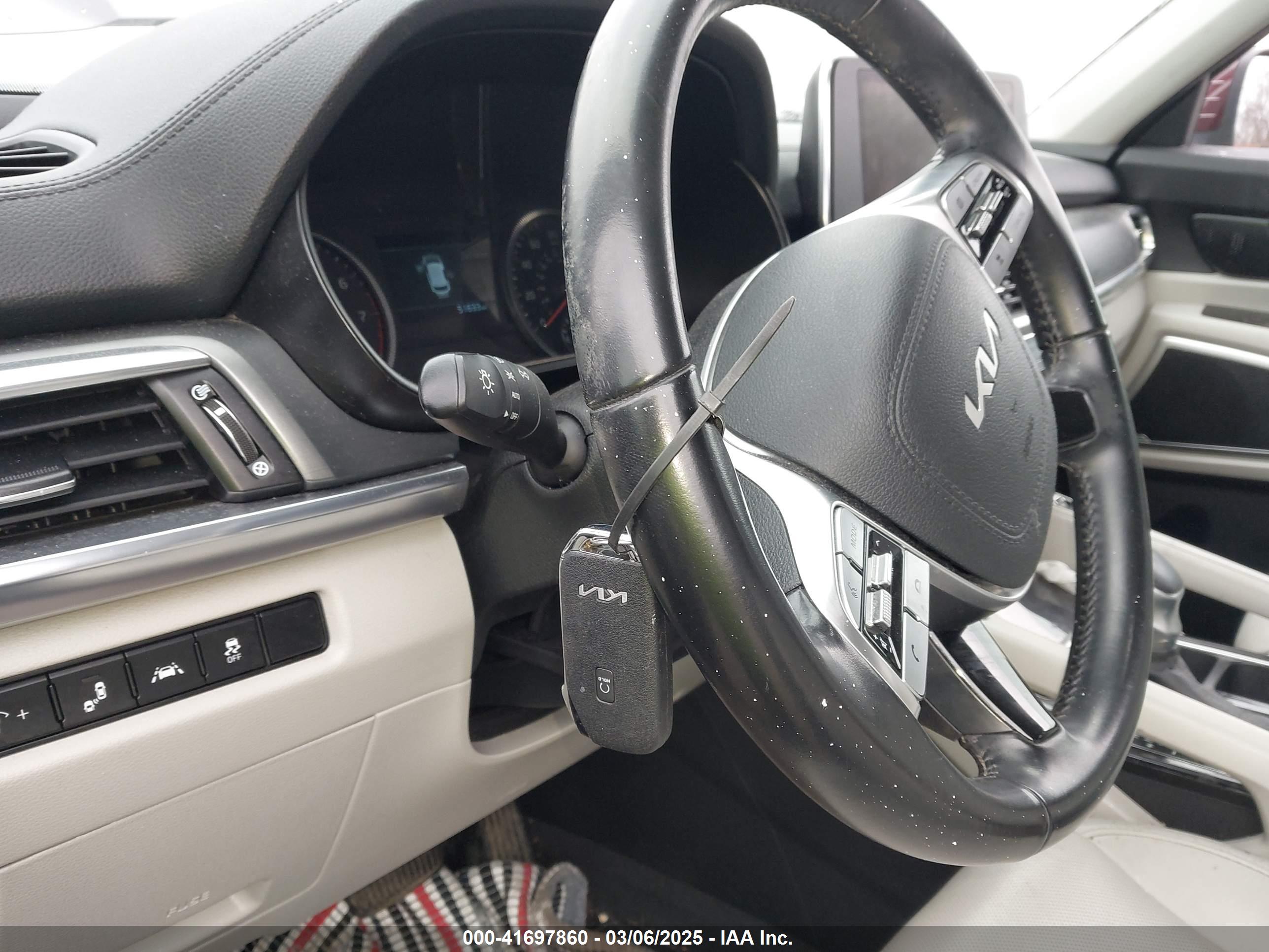KIA TELLURIDE image 11