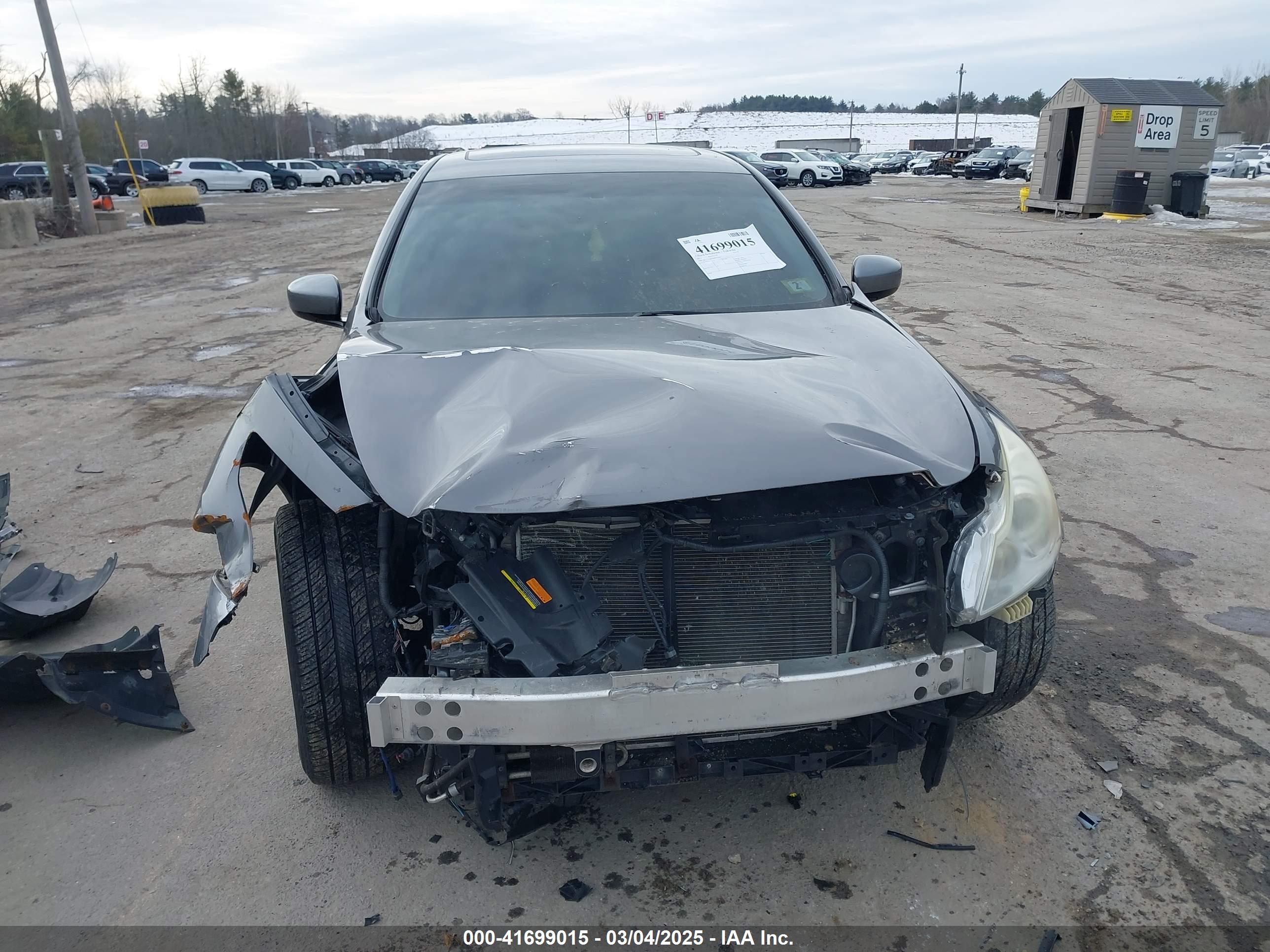 INFINITI G37X image 6