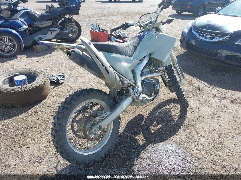 YAMAHA WR250 image 4