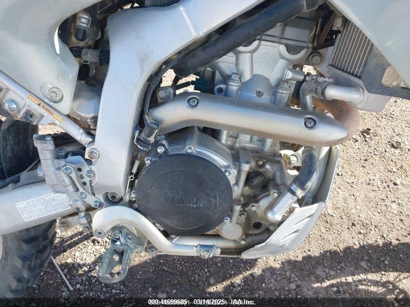 YAMAHA WR250 image 8