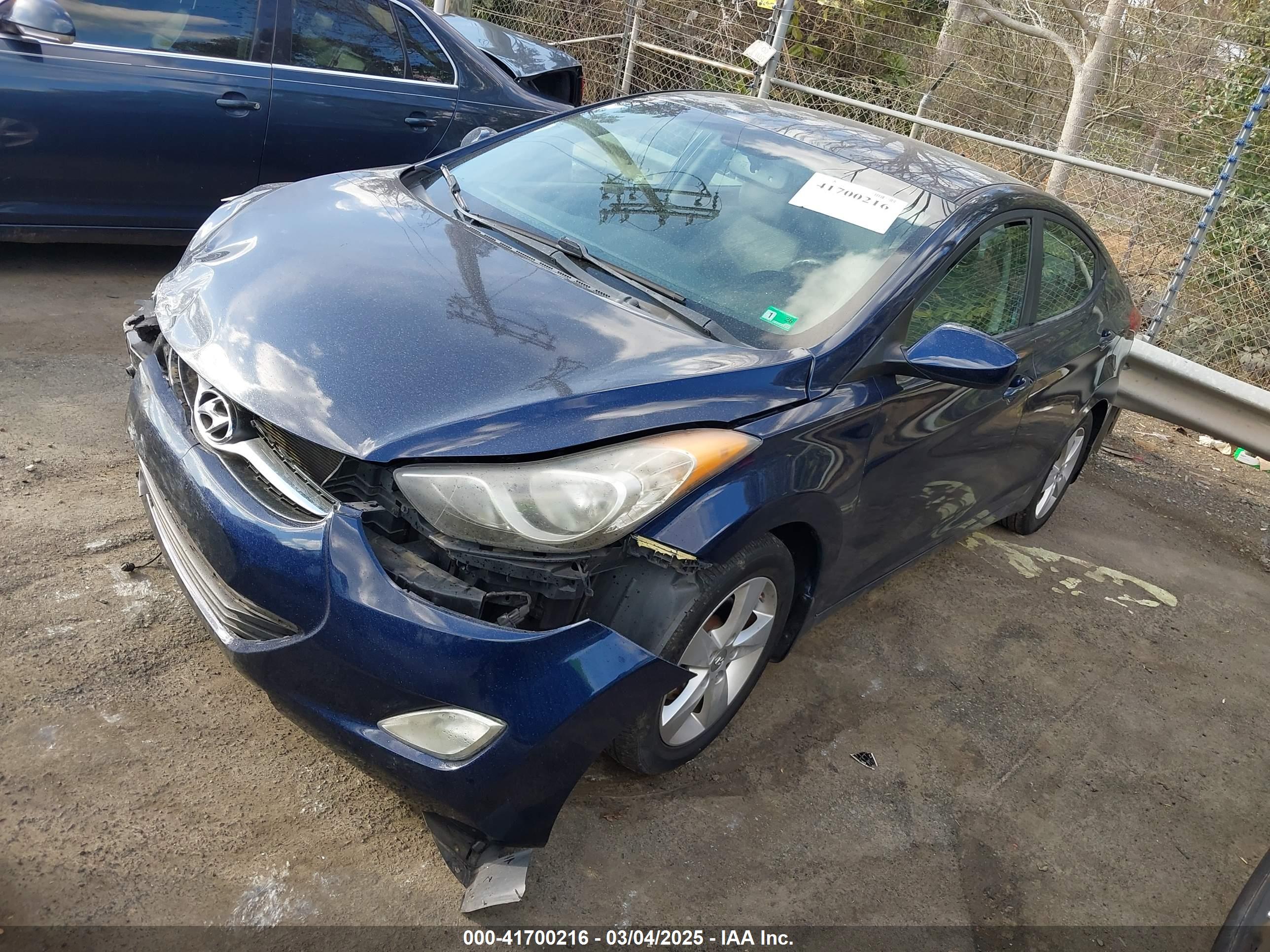 HYUNDAI ELANTRA image 2