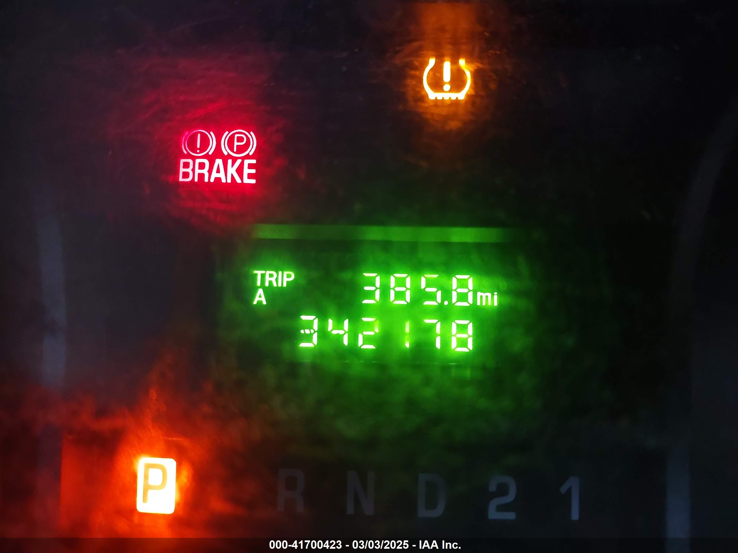 FORD E-150 image 7