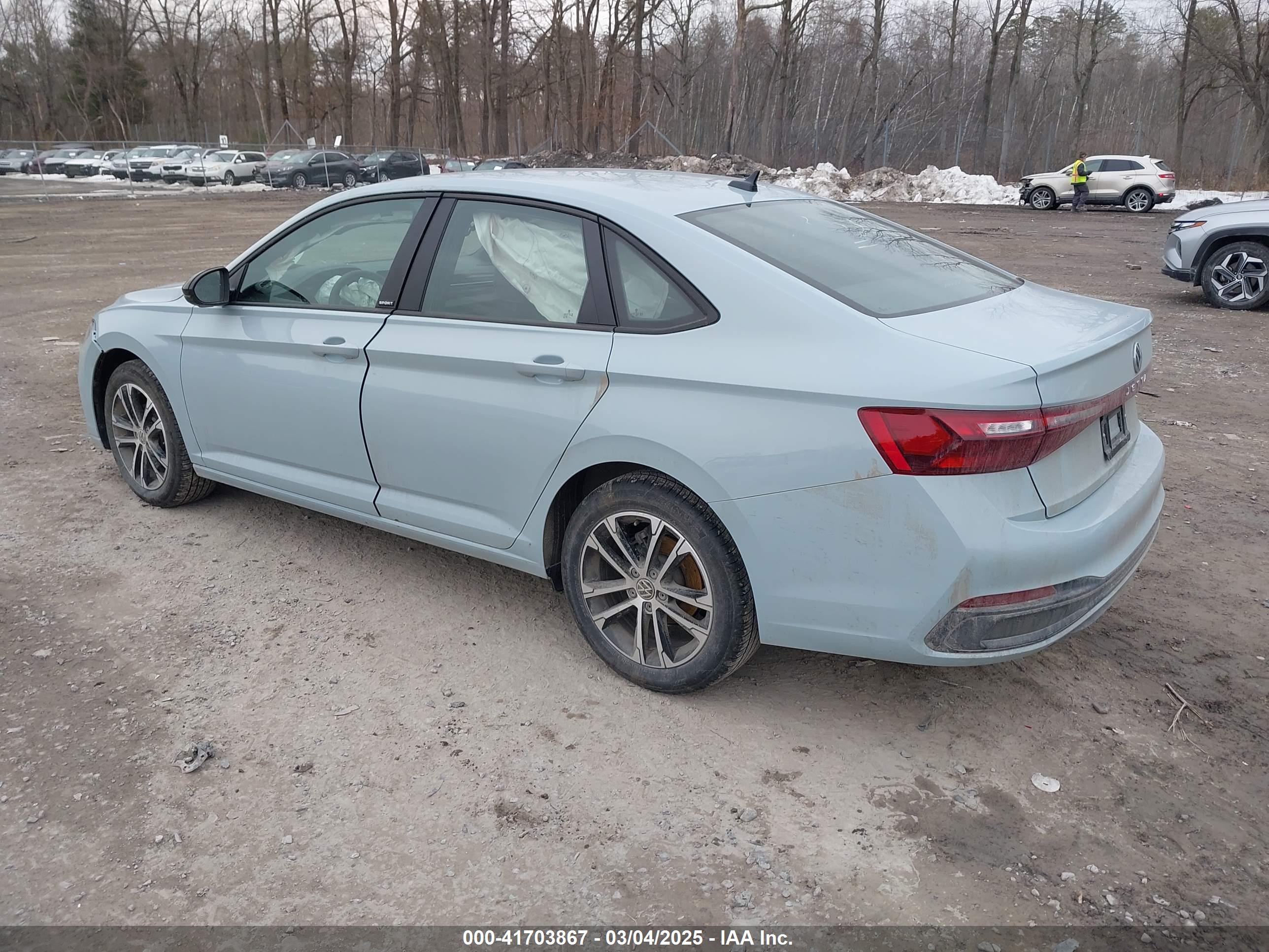 VOLKSWAGEN JETTA image 3