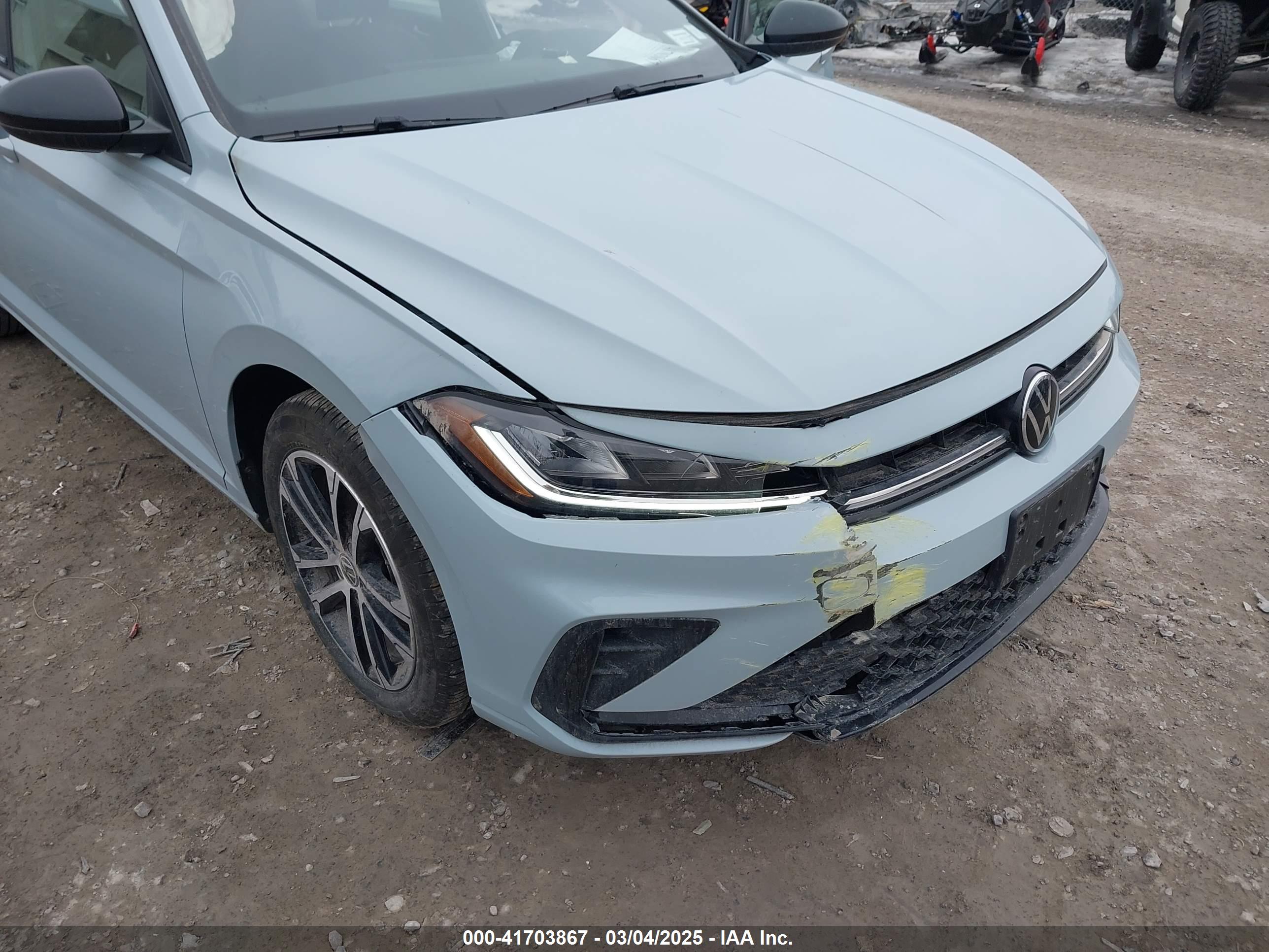 VOLKSWAGEN JETTA image 6