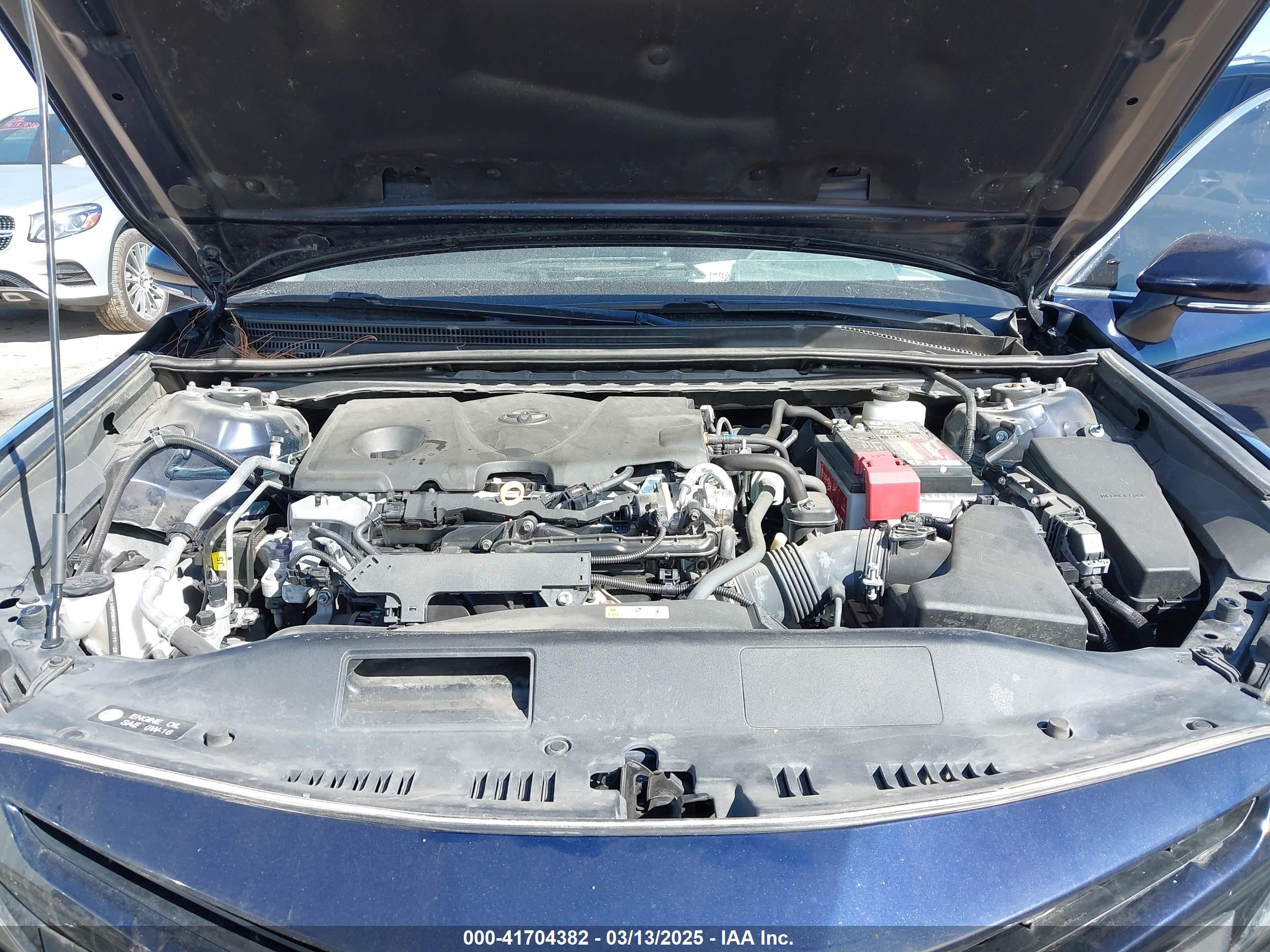 TOYOTA CAMRY image 10