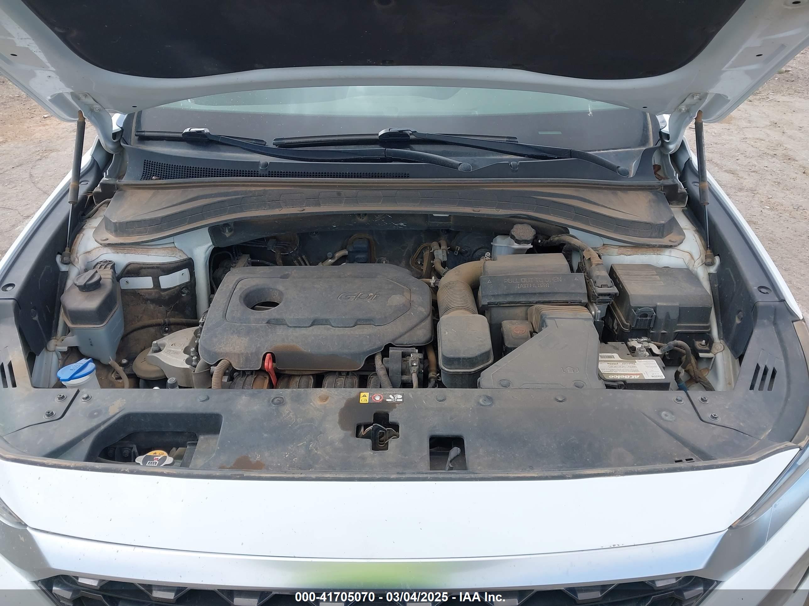 HYUNDAI SANTA image 10