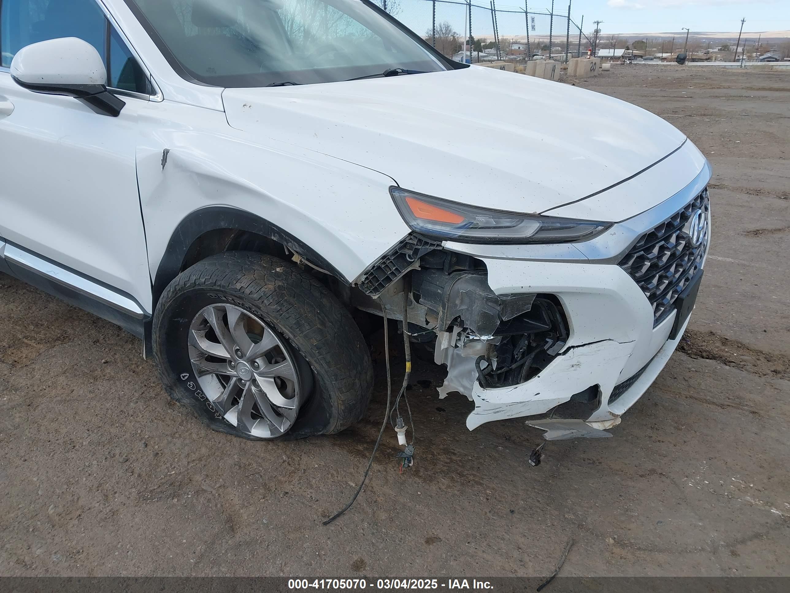 HYUNDAI SANTA image 6