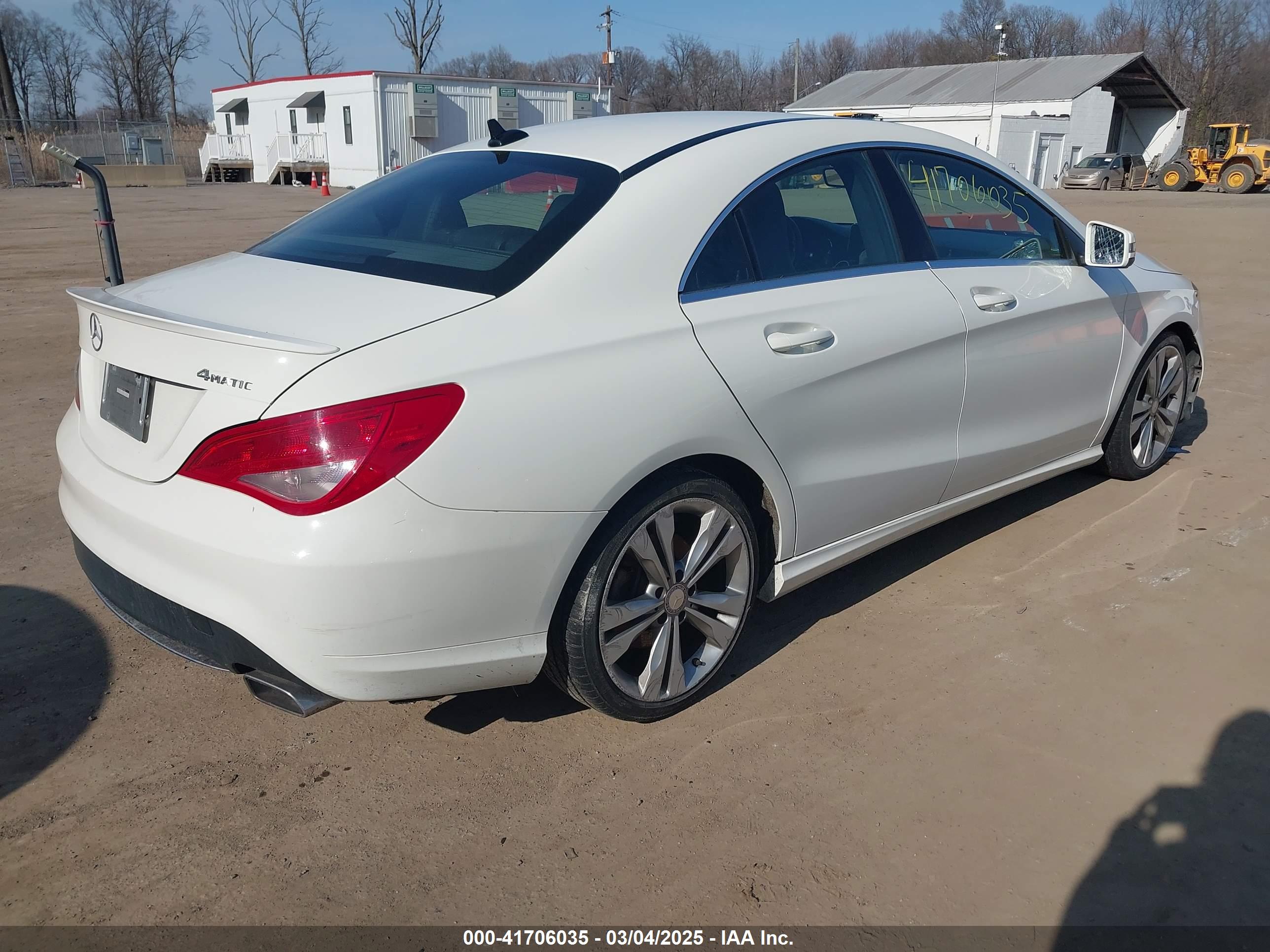 MERCEDES-BENZ CLA image 4