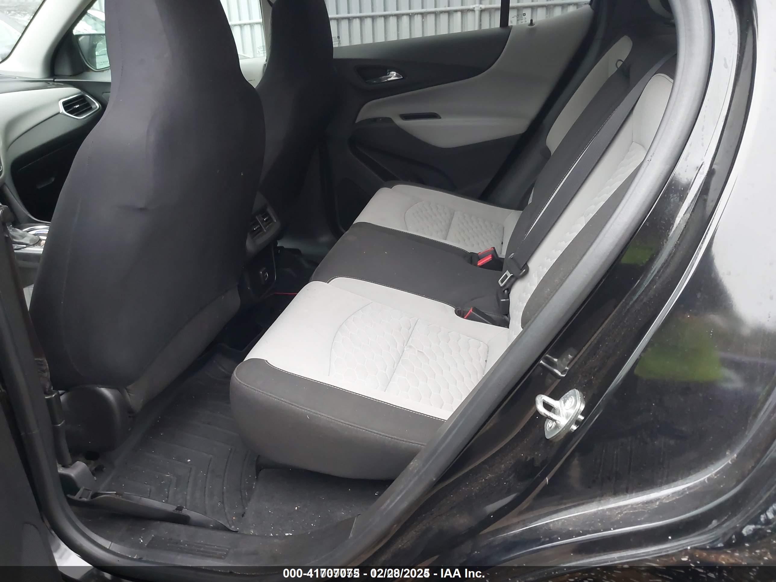 CHEVROLET EQUINOX image 8