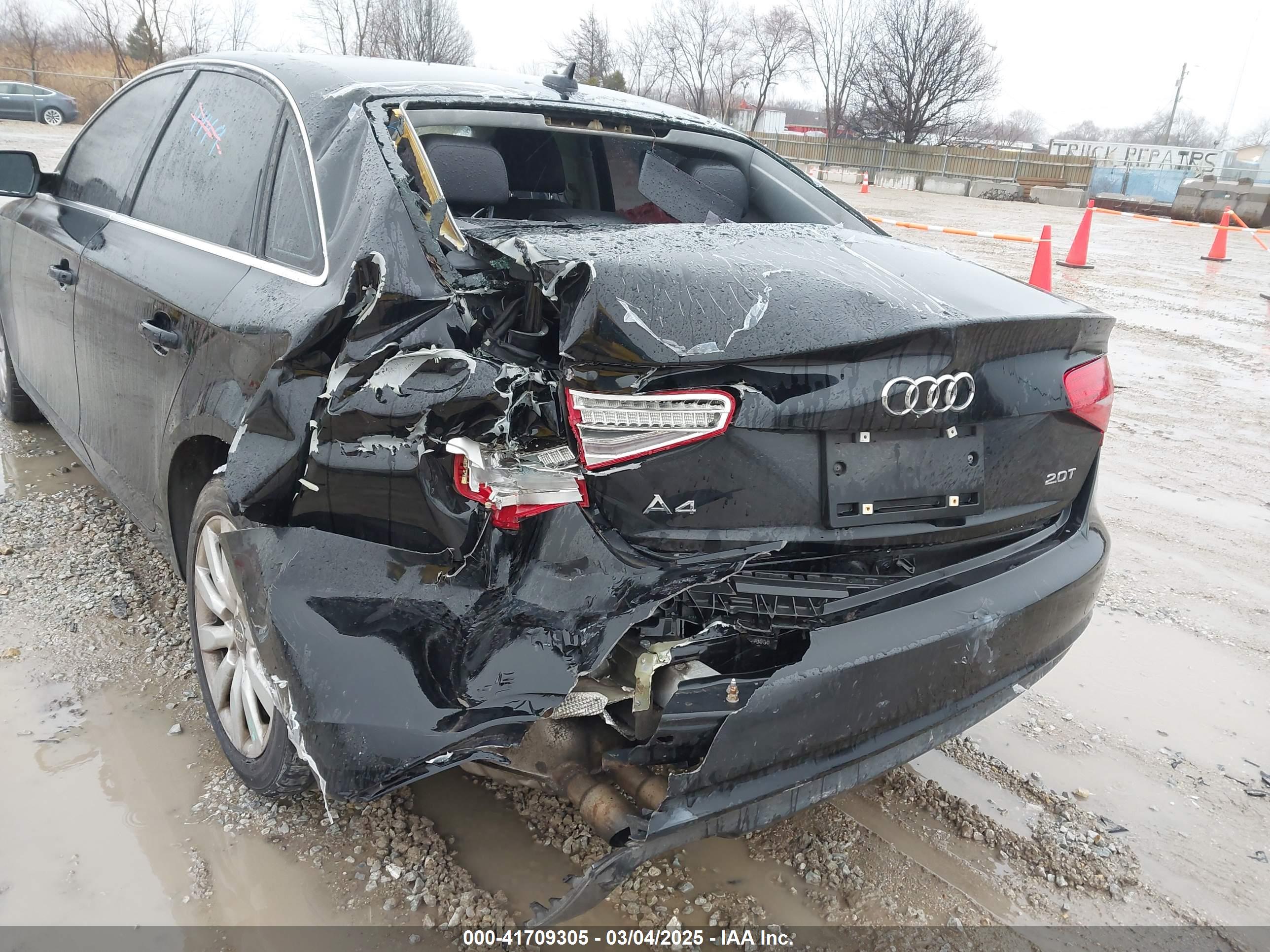 AUDI A4 image 6
