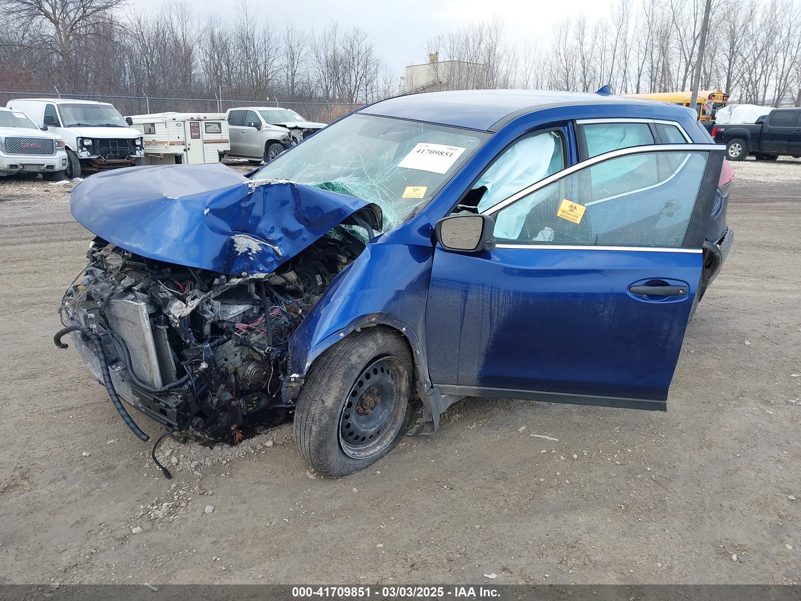 NISSAN ROGUE image 2