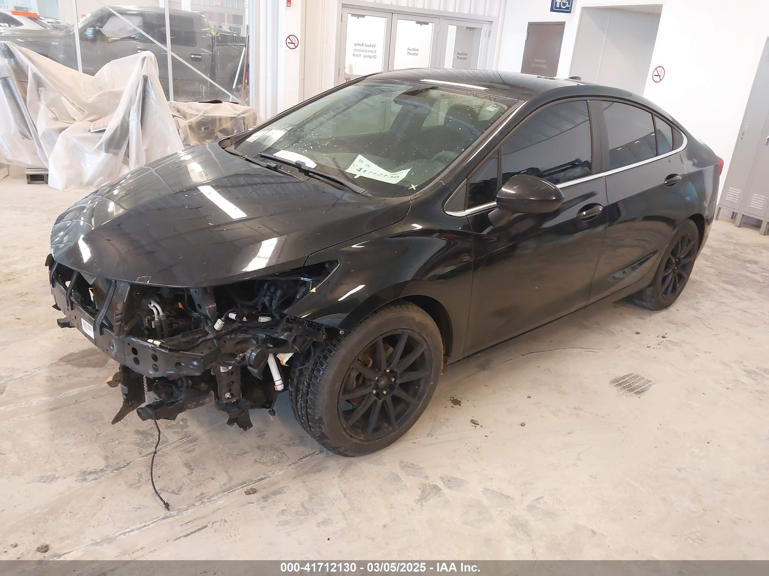 CHEVROLET CRUZE image 2