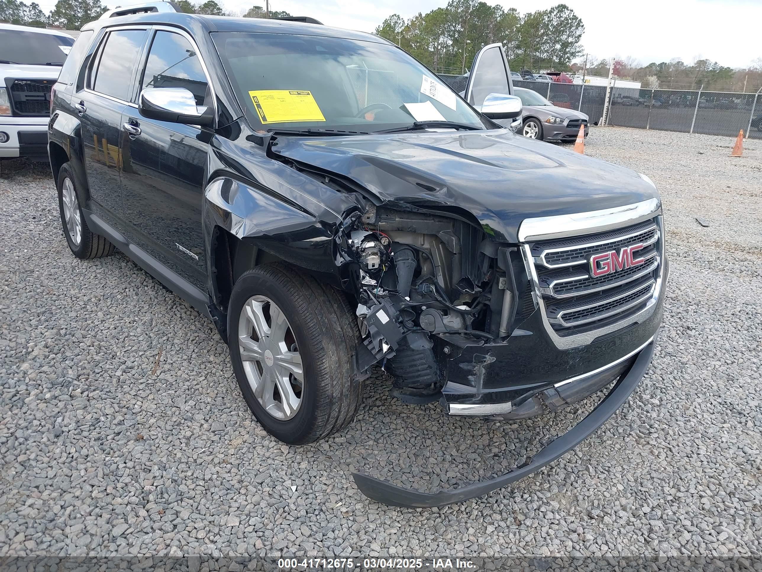 GMC TERRAIN image 6
